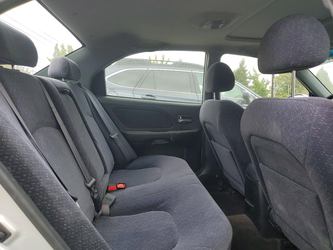 2005 Hyundai Sonata Gl Серый vin: KMHWF25H55A194525