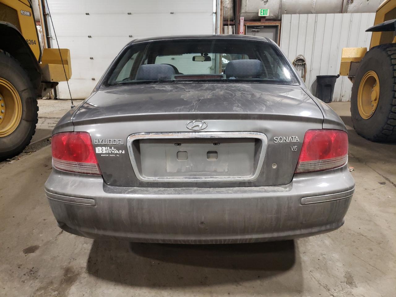 2002 Hyundai Sonata Gl Gray vin: KMHWF25H62A716963