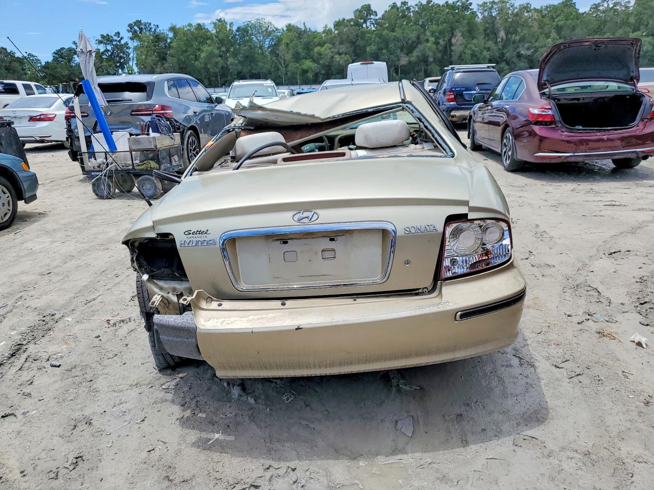 2004 Hyundai Sonata Gl Gold vin: KMHWF25H94A941106