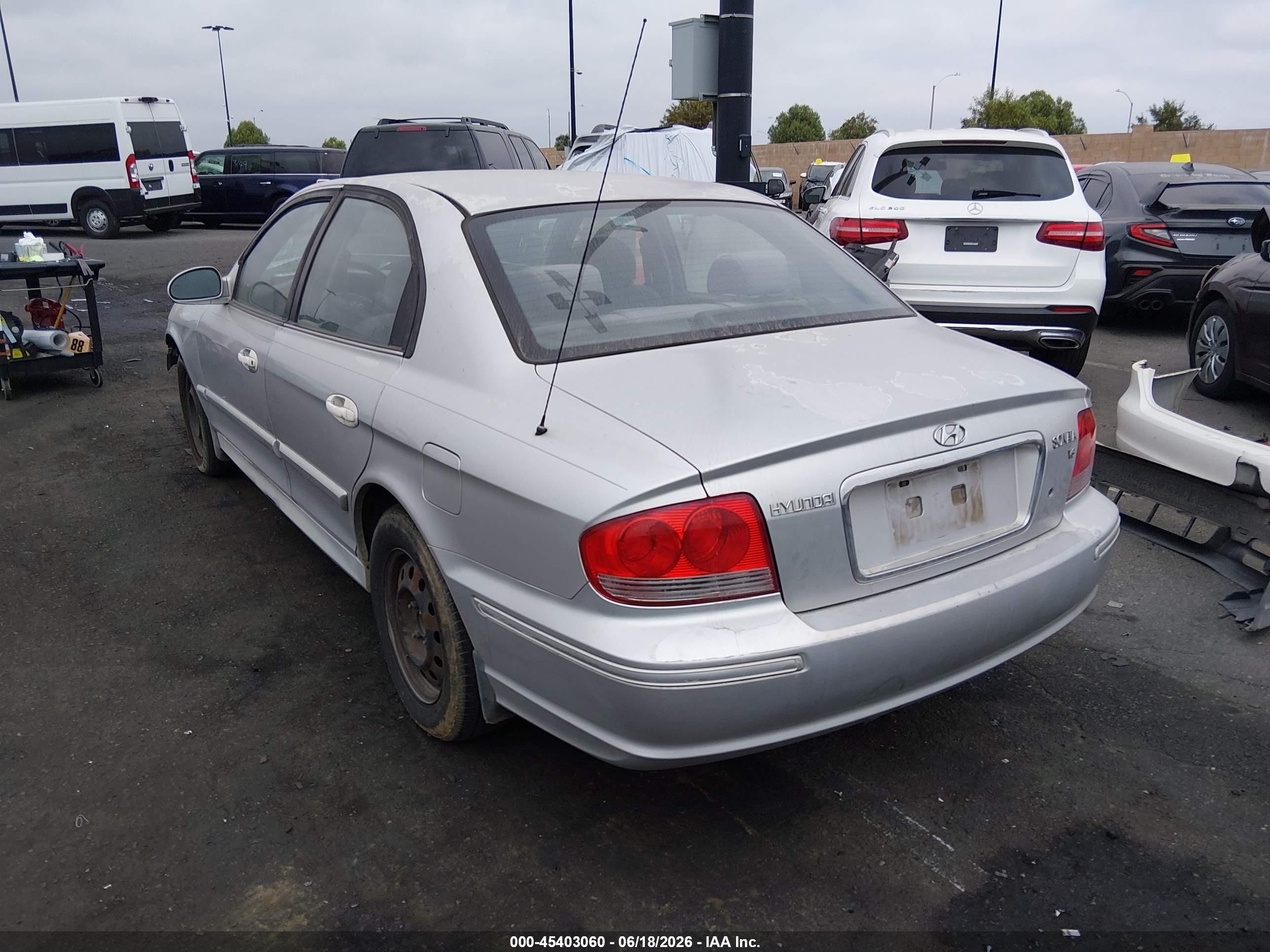 2005 Hyundai Sonata Gl V6 Silver vin: KMHWF25H95A105166
