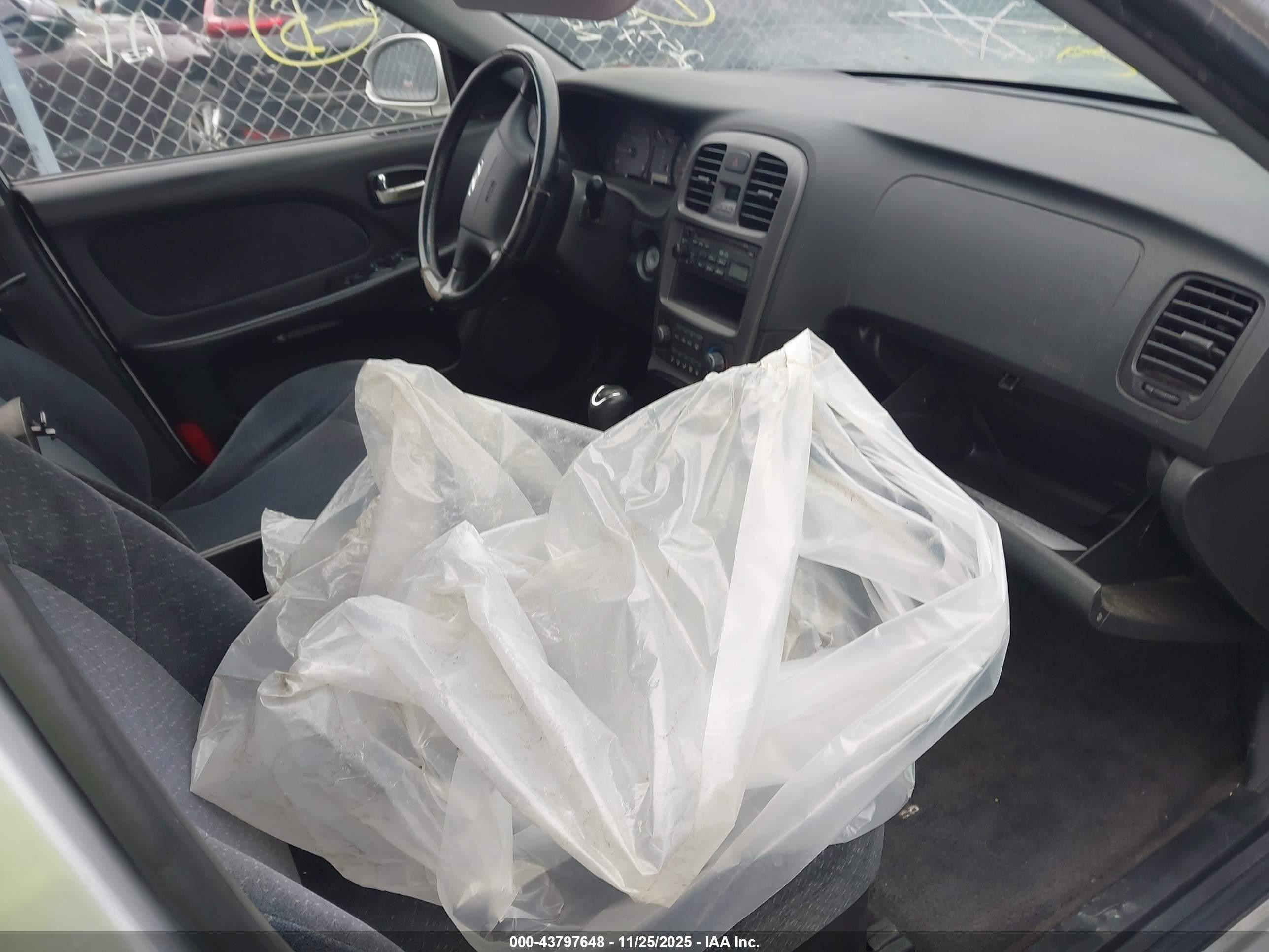 2002 Hyundai Sonata Gls Gray vin: KMHWF25HX2A698614