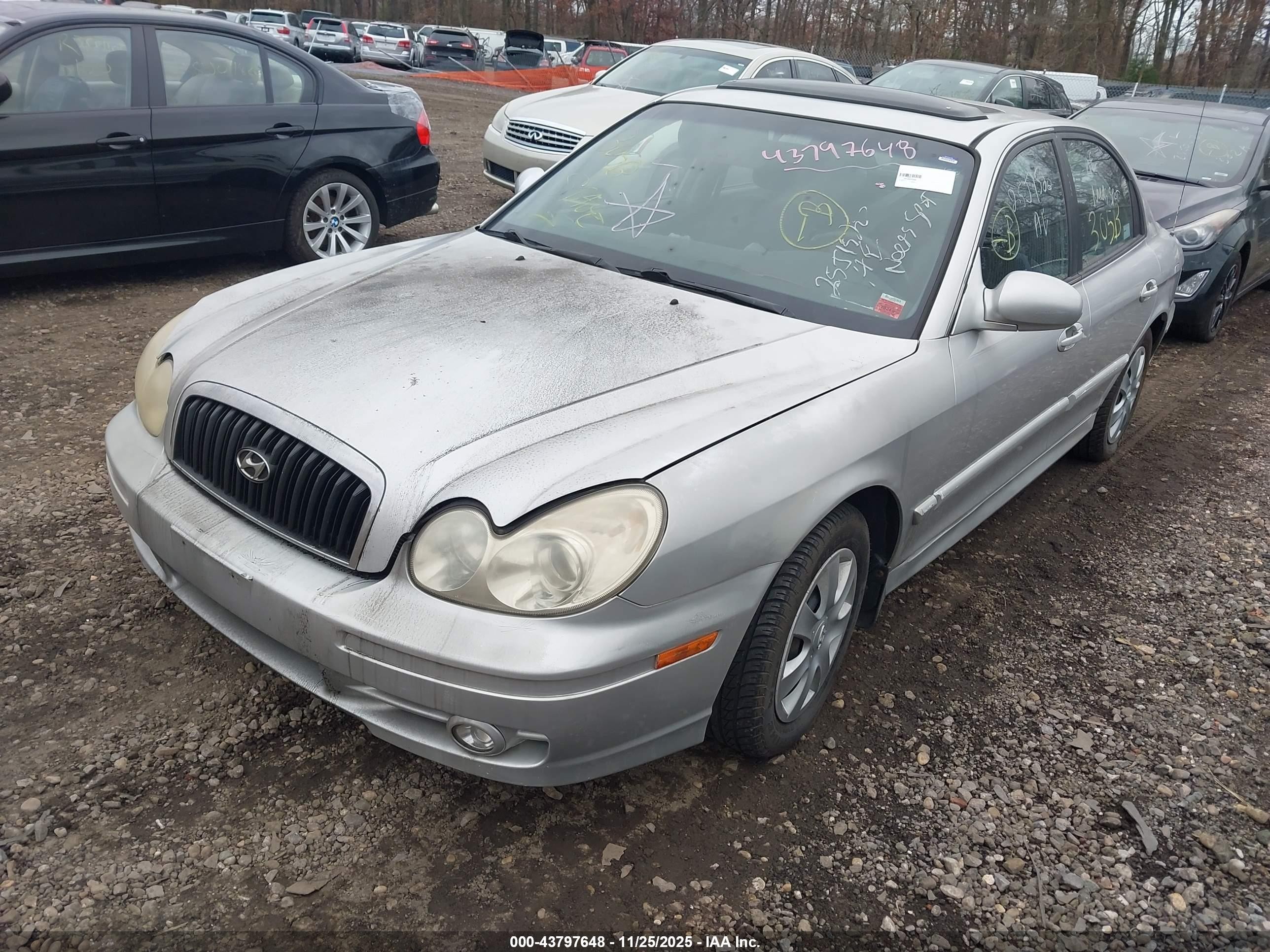 2002 Hyundai Sonata Gls Gray vin: KMHWF25HX2A698614