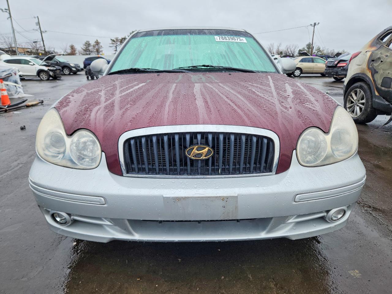 2002 Hyundai Sonata Base Silver vin: KMHWF25S02A602646