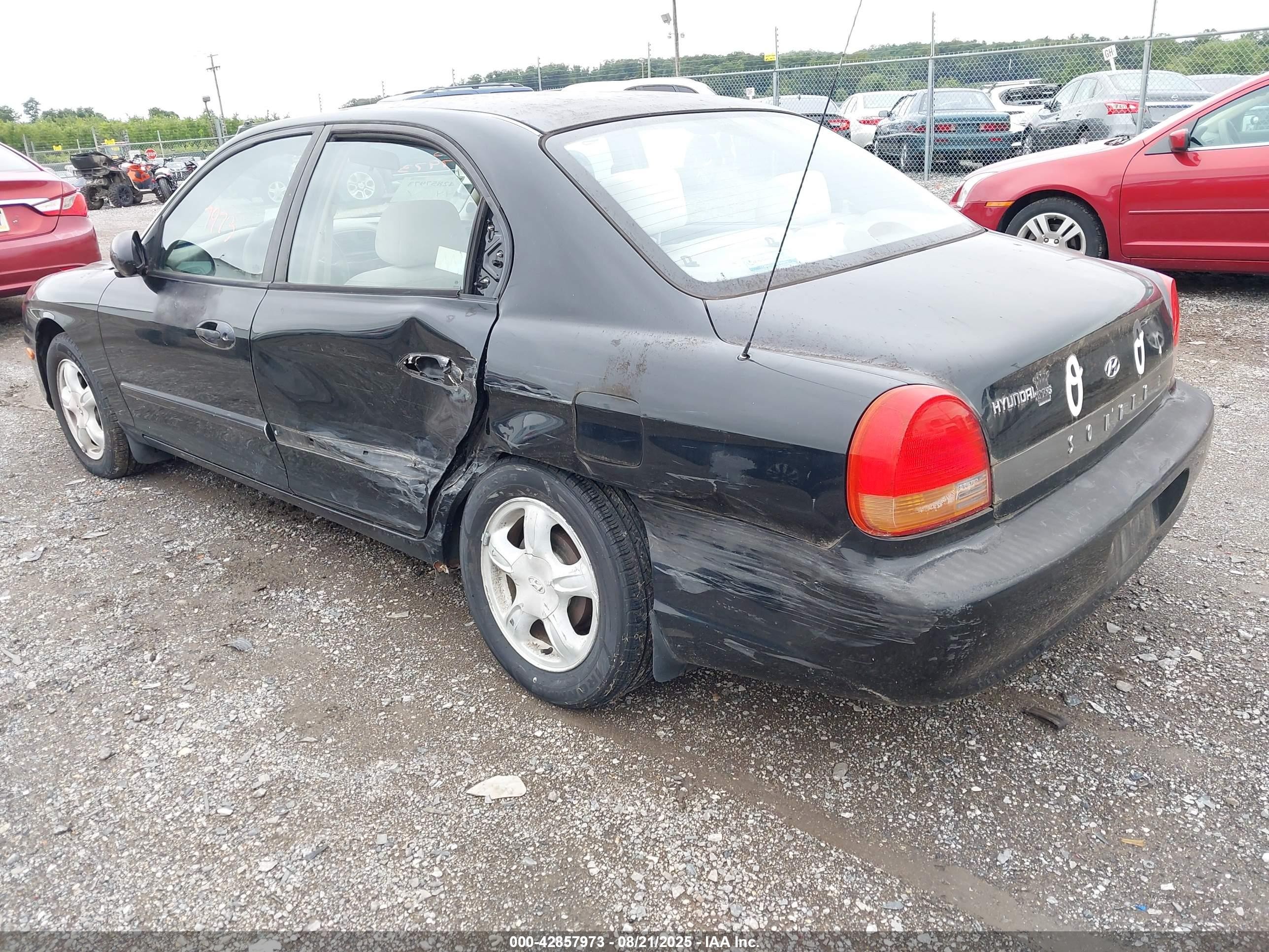 2001 Hyundai Sonata   Черный vin: KMHWF25S11A429315