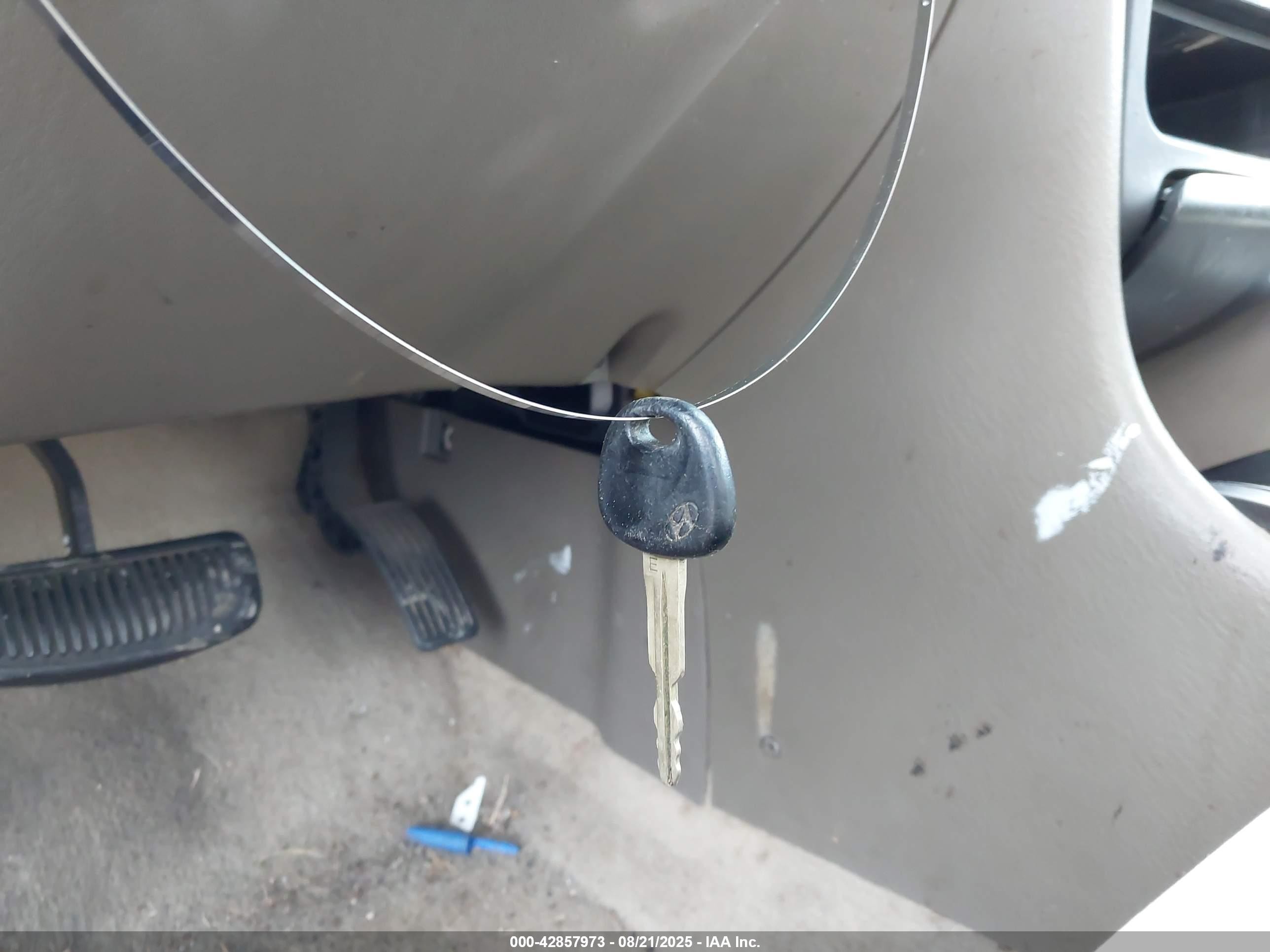 2001 Hyundai Sonata   Черный vin: KMHWF25S11A429315