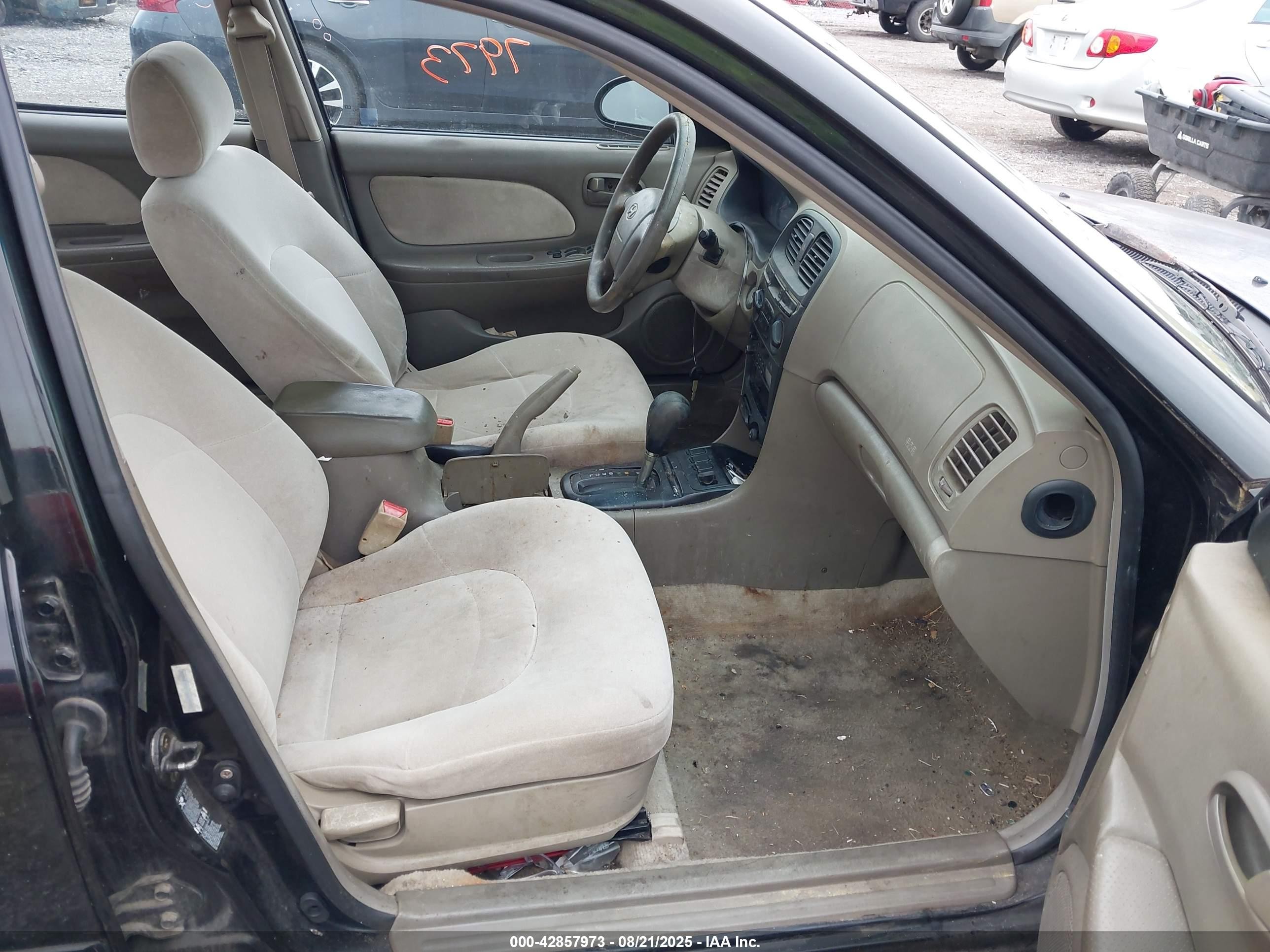 2001 Hyundai Sonata   Черный vin: KMHWF25S11A429315