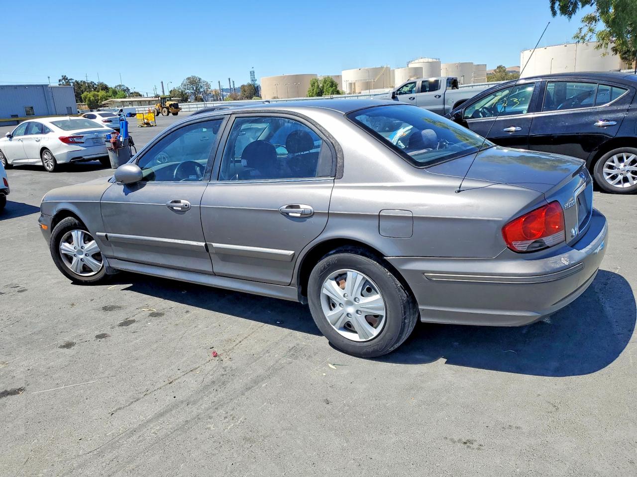 2002 Hyundai Sonata Gl Gray vin: KMHWF25S12A570807