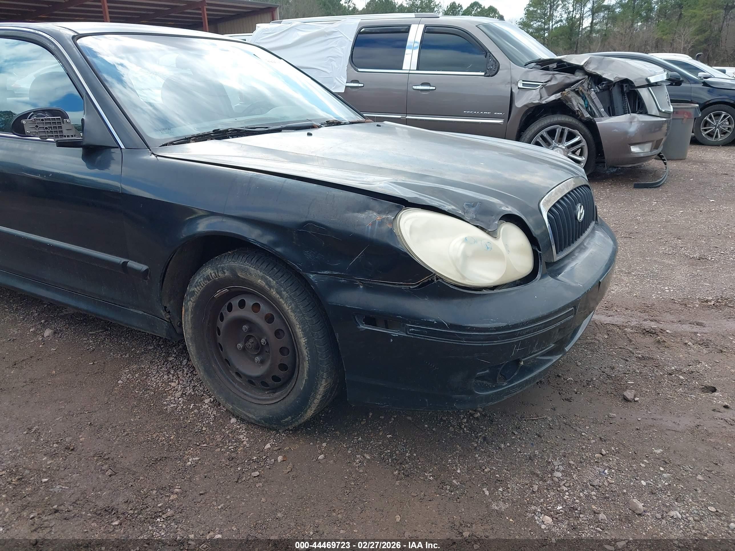 2002 Hyundai Sonata   Black vin: KMHWF25S12A590474