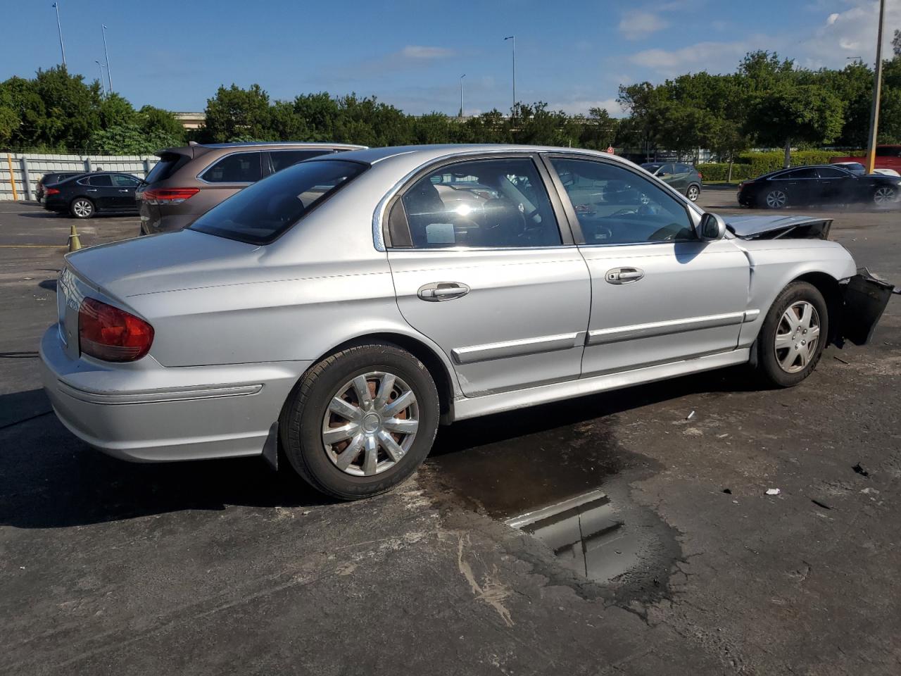2003 Hyundai Sonata Gl Silver vin: KMHWF25S13A742092