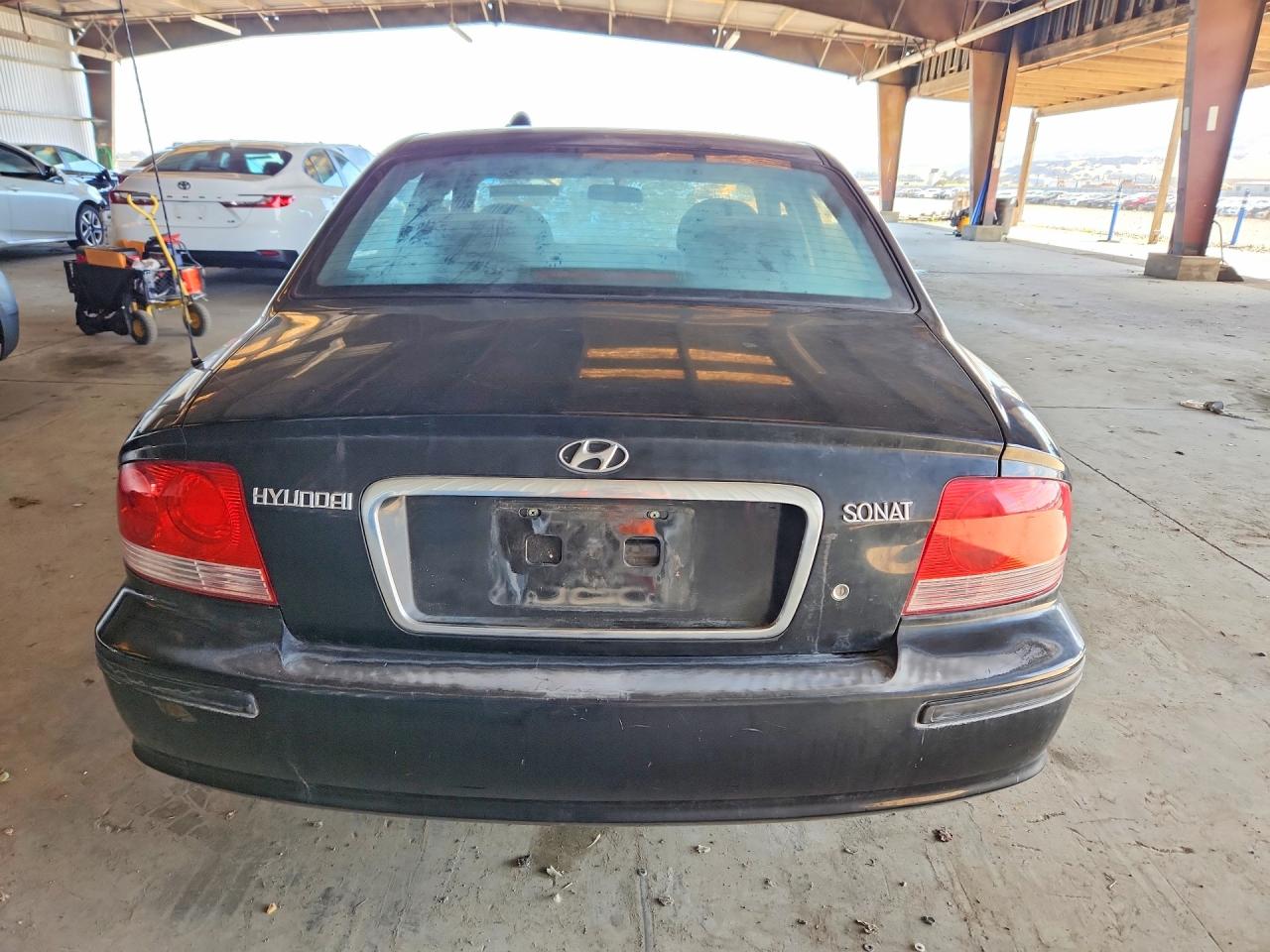 2005 Hyundai Sonata Gl Black vin: KMHWF25S25A152230
