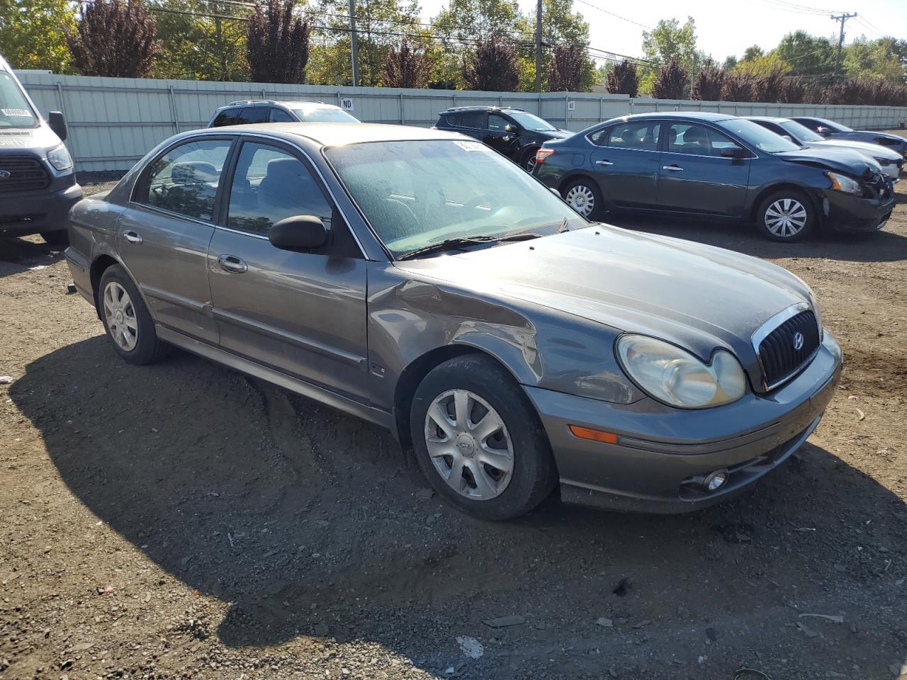 2002 Hyundai Sonata Gl Gray vin: KMHWF25S32A594803