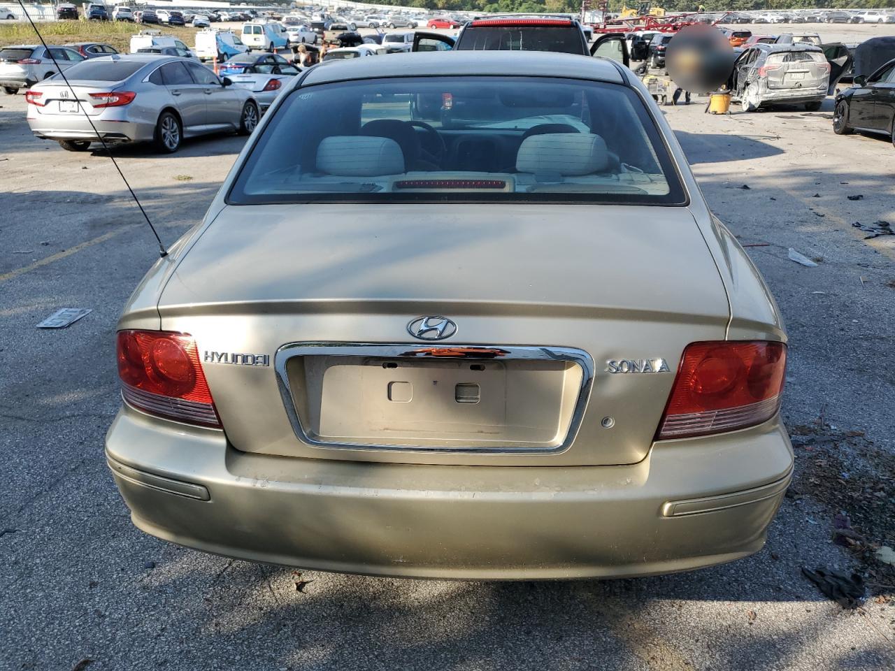 2002 Hyundai Sonata Gl Gold vin: KMHWF25S42A672134