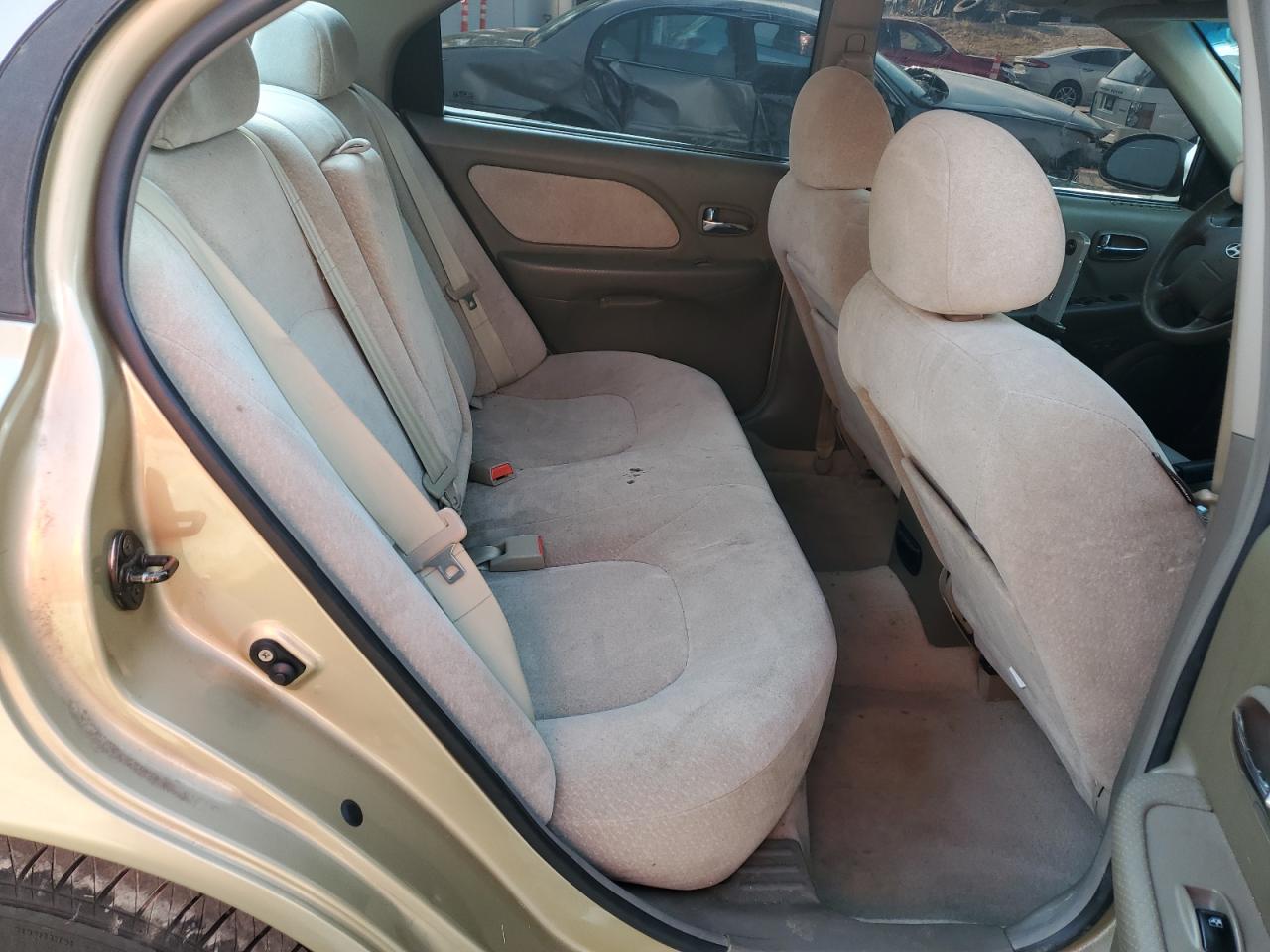 2002 Hyundai Sonata Gl Gold vin: KMHWF25S42A672134