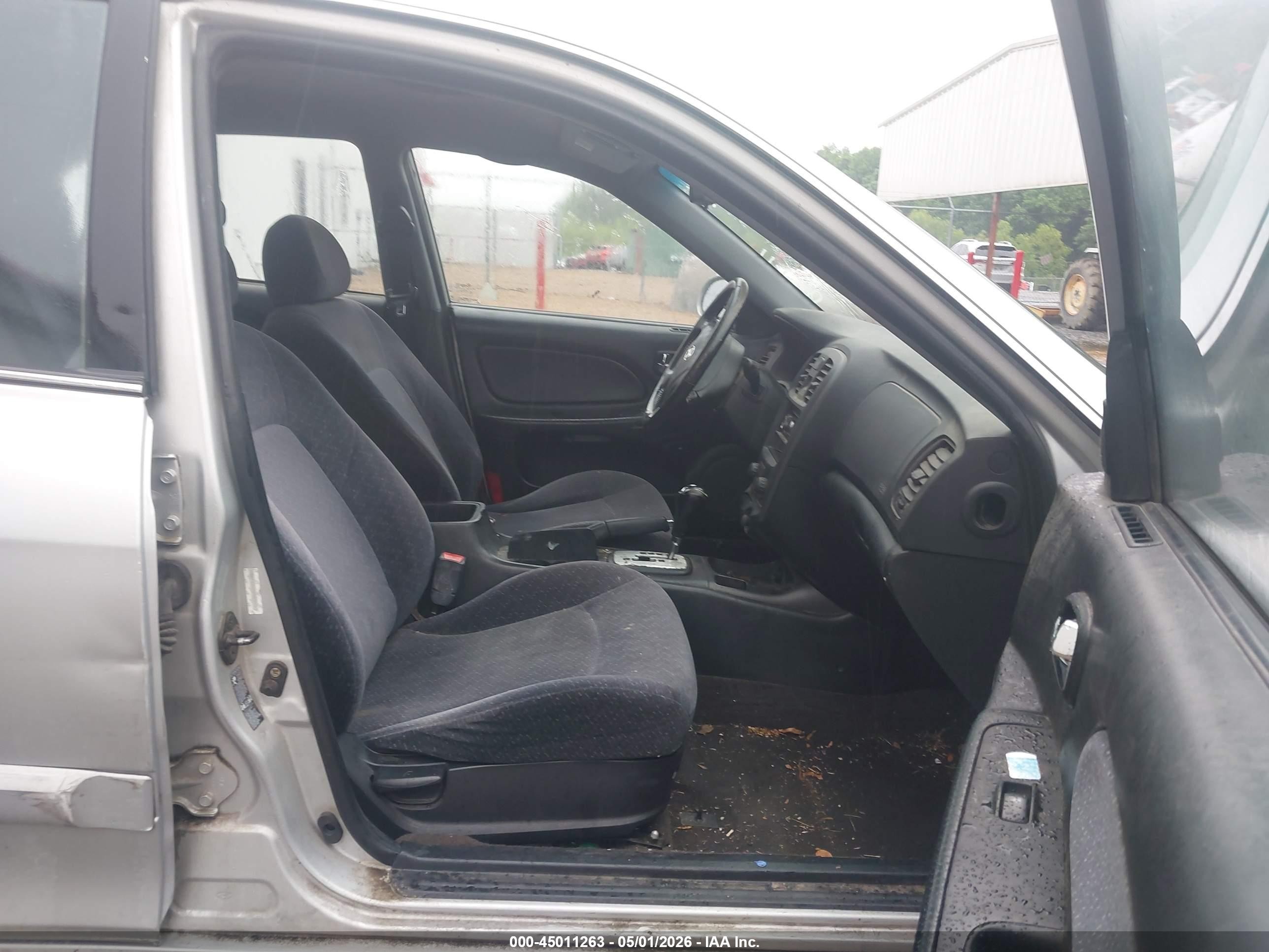 2004 Hyundai Sonata   Silver vin: KMHWF25S44A980245