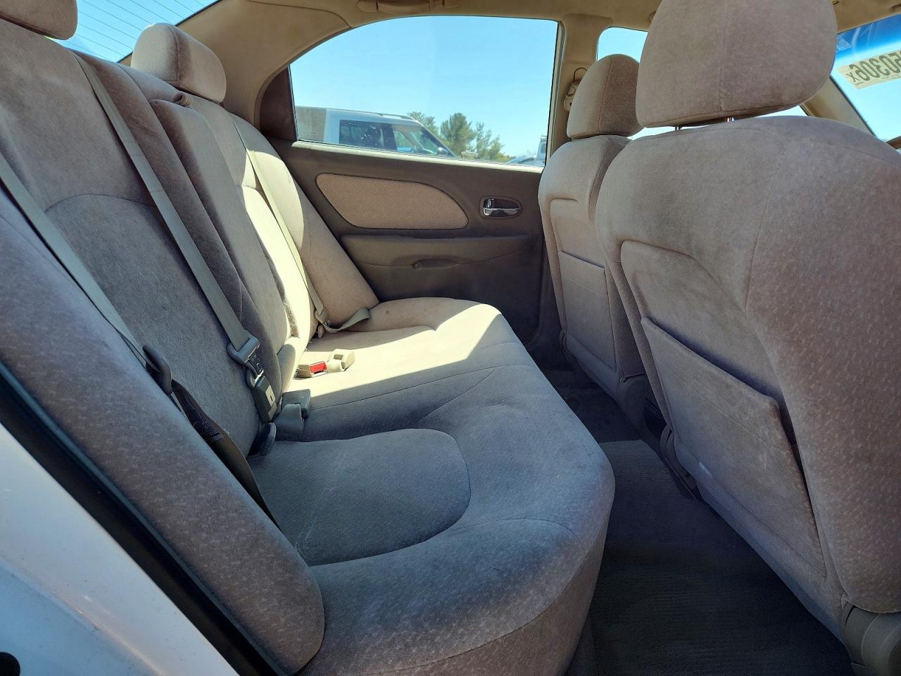 2005 Hyundai Sonata Gl White vin: KMHWF25S45A127619