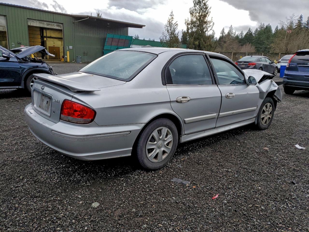 2002 Hyundai Sonata Gl Silver vin: KMHWF25S62A613036