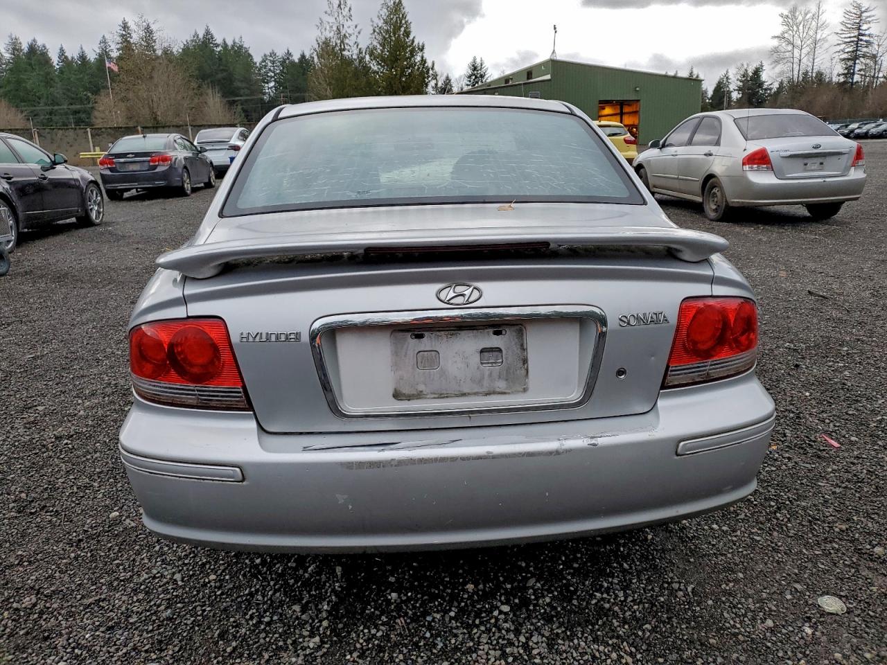 2002 Hyundai Sonata Gl Silver vin: KMHWF25S62A613036