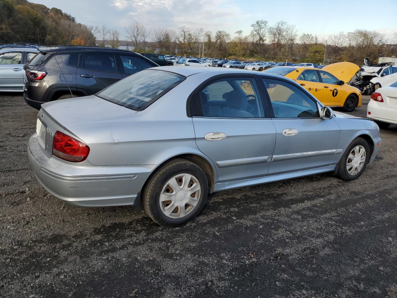 2002 Hyundai Sonata Gl Silver vin: KMHWF25S62A679005