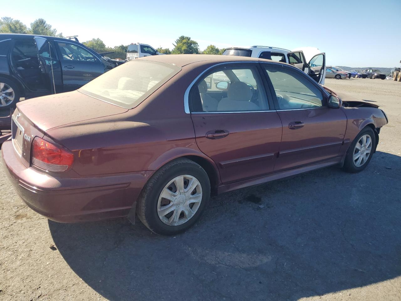 2002 Hyundai Sonata Gl Burgundy vin: KMHWF25S62A709085