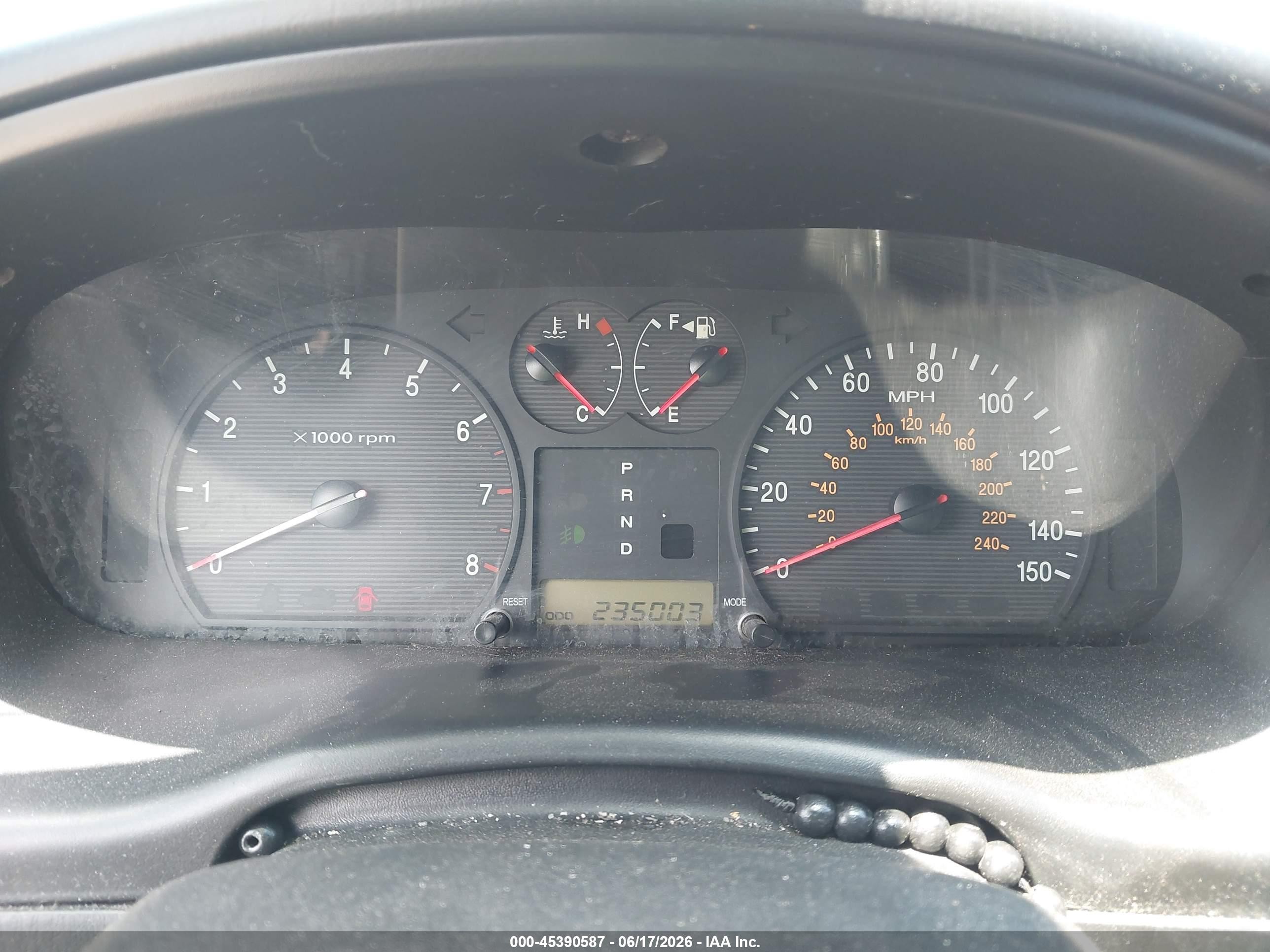 2004 Hyundai Sonata   Silver vin: KMHWF25S64A033093