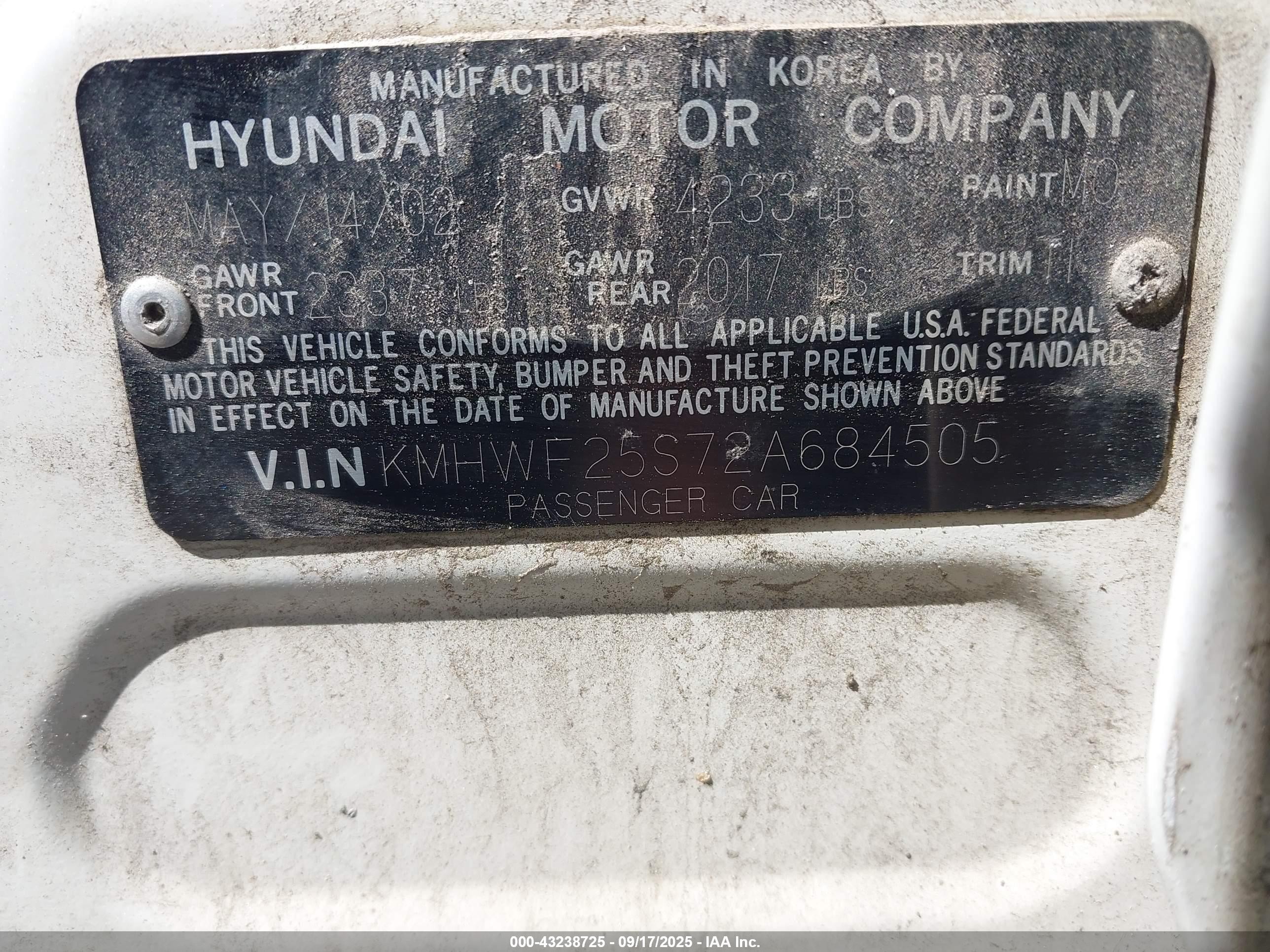 2002 Hyundai Sonata   White vin: KMHWF25S72A684505