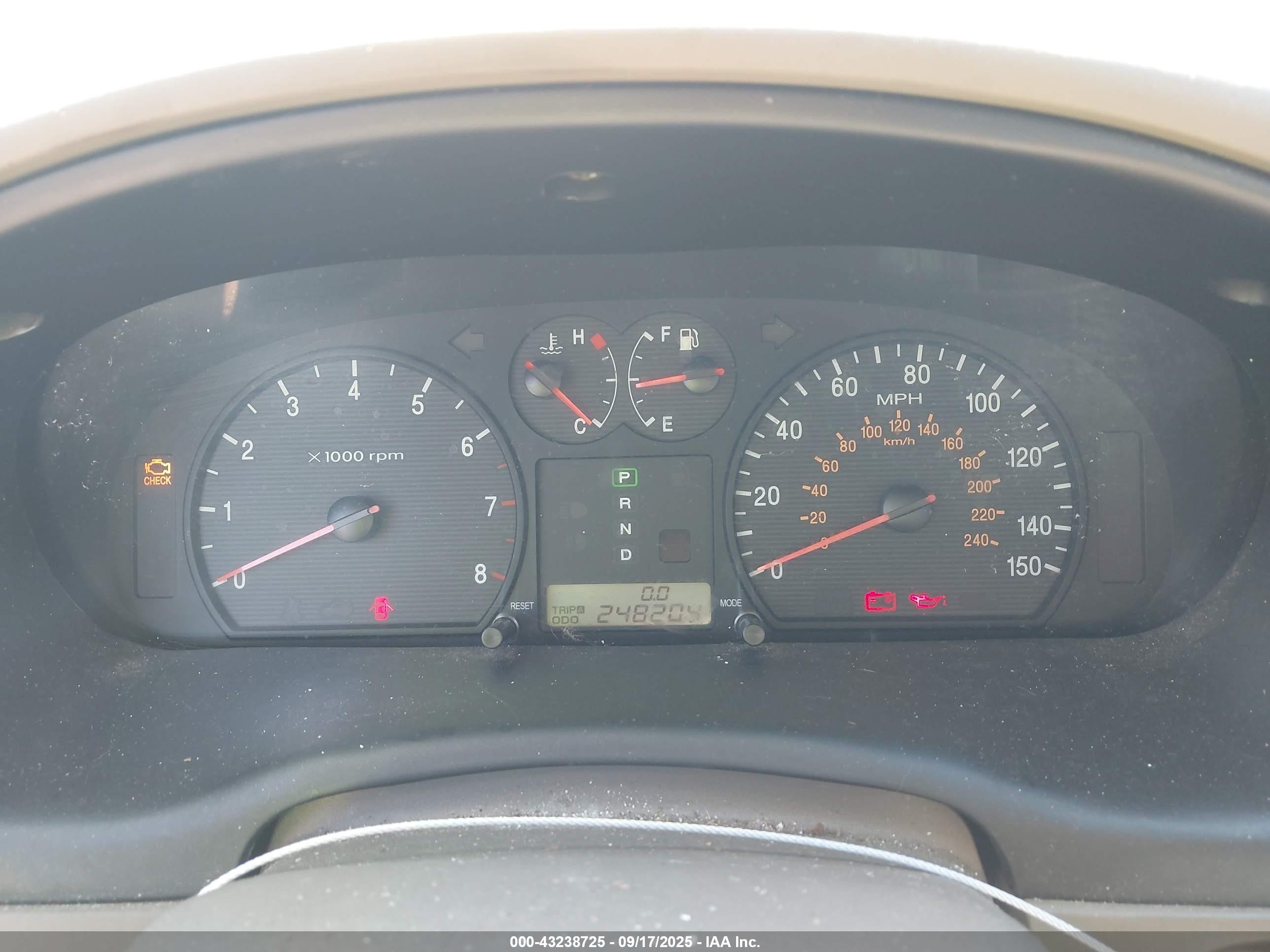 2002 Hyundai Sonata   White vin: KMHWF25S72A684505