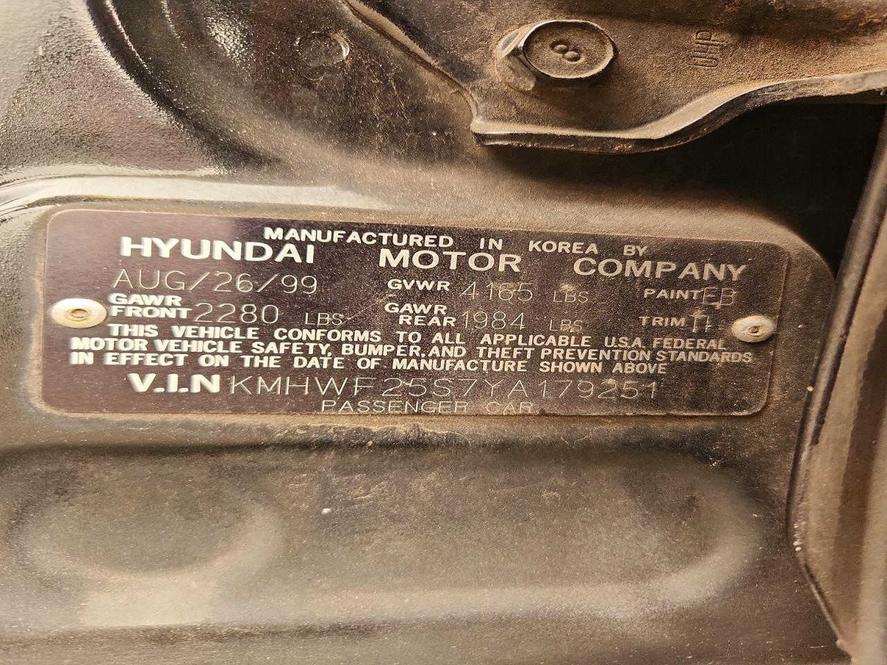 2000 Hyundai Sonata Gl Black vin: KMHWF25S7YA179251