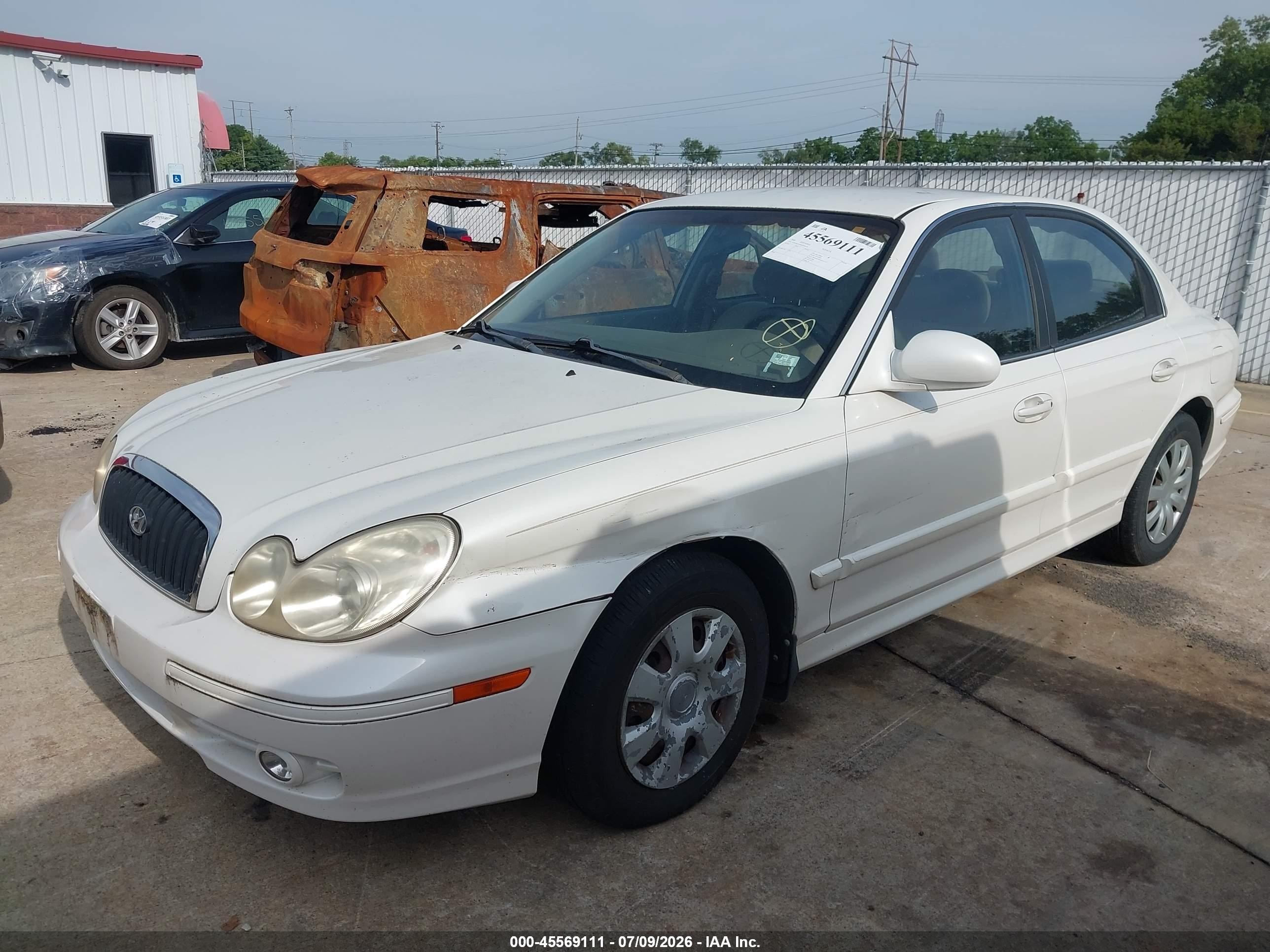 2004 Hyundai Sonata   Белый vin: KMHWF25S84A044676