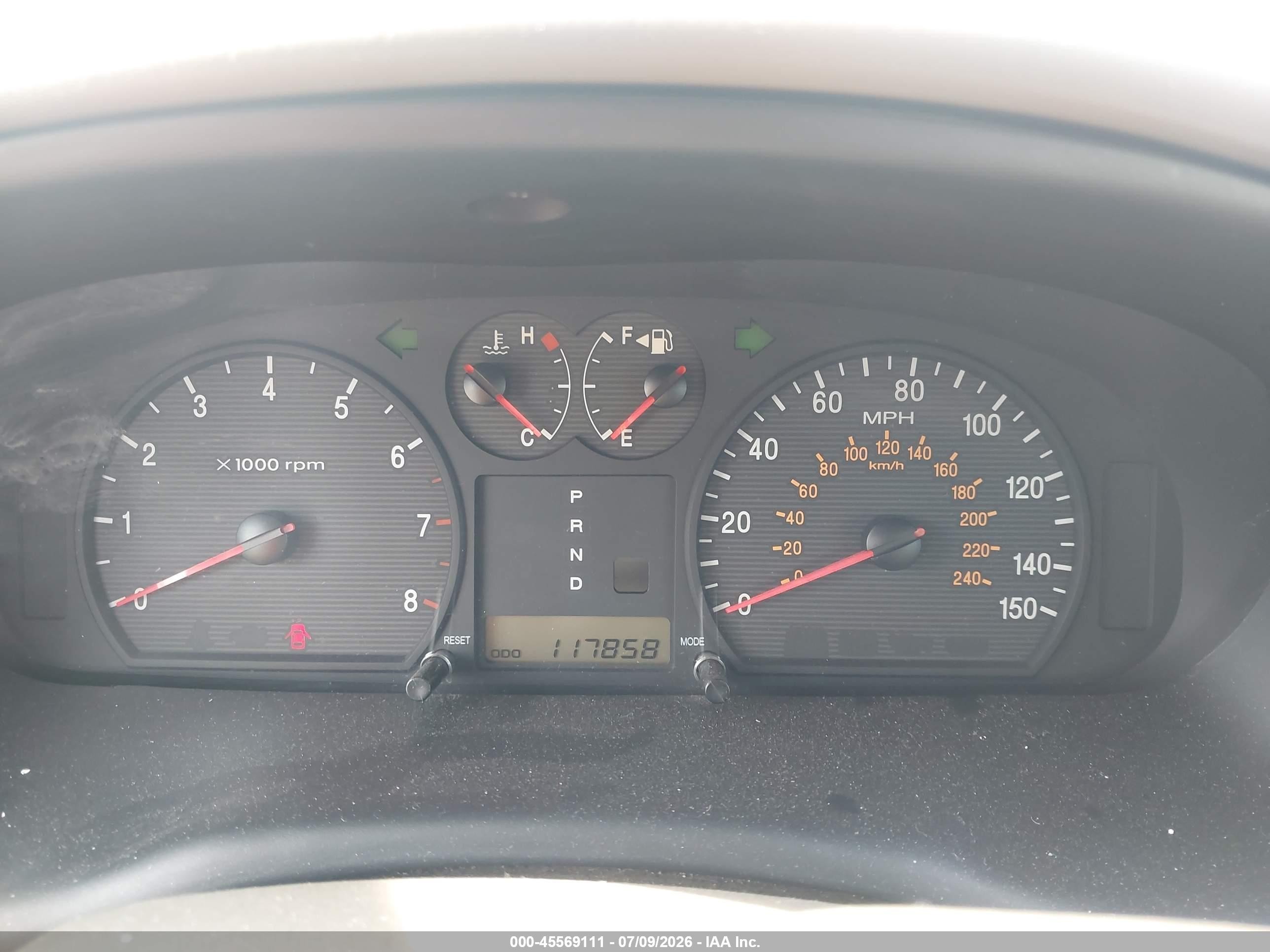 2004 Hyundai Sonata   Белый vin: KMHWF25S84A044676