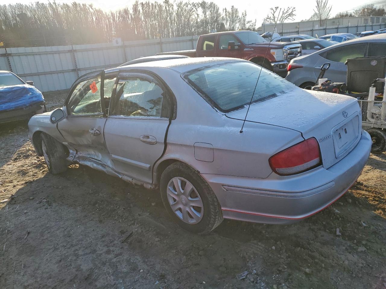2002 Hyundai Sonata Gl Silver vin: KMHWF25S92A640117