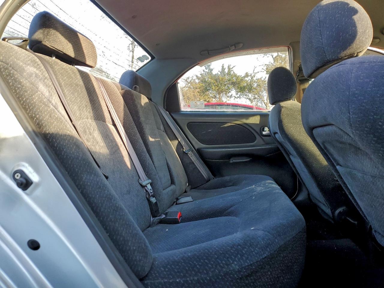 2002 Hyundai Sonata Gl Silver vin: KMHWF25S92A640117