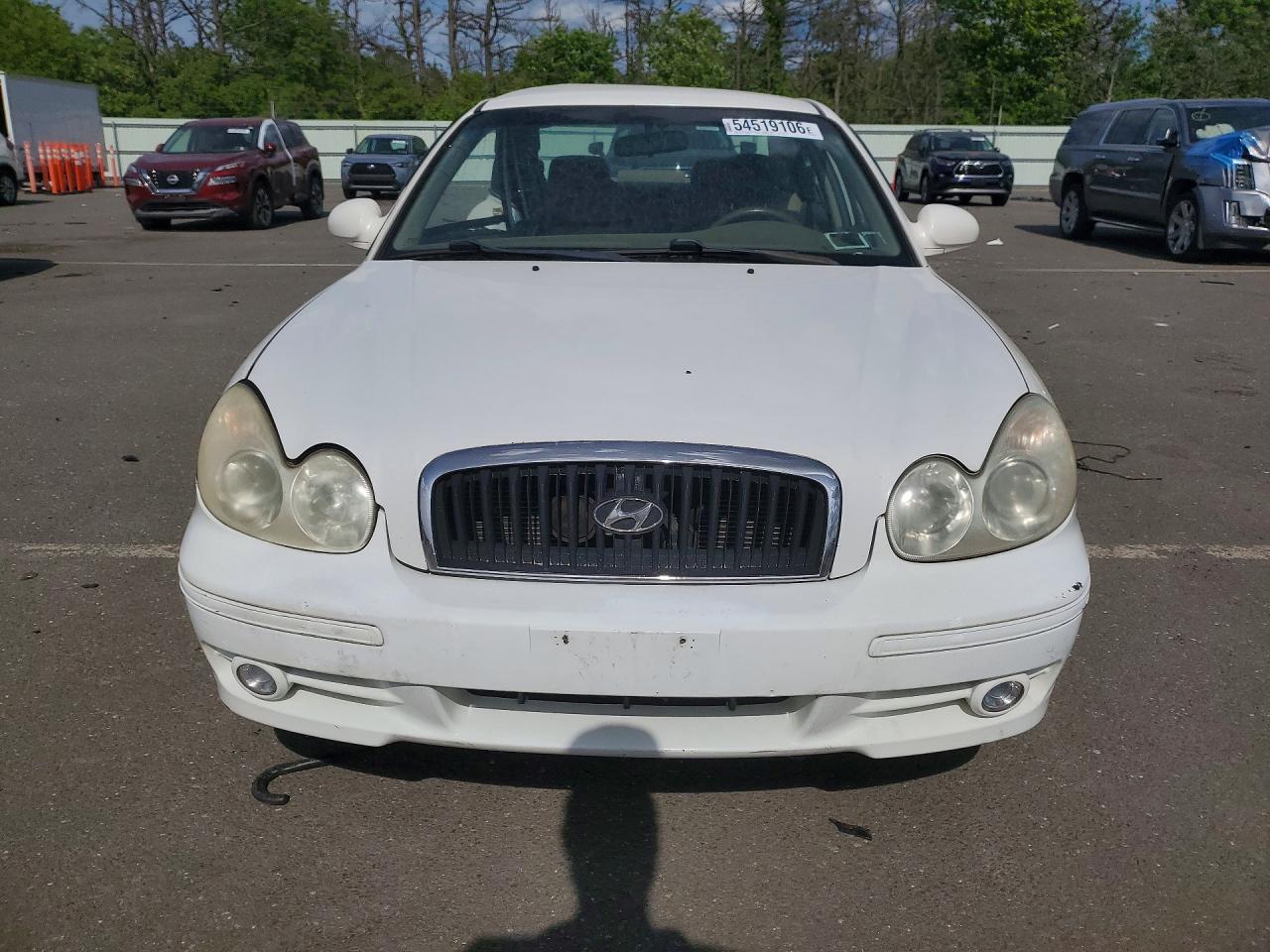 2004 Hyundai Sonata Gl White vin: KMHWF25S94A970875