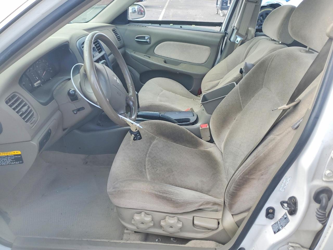2004 Hyundai Sonata Gl White vin: KMHWF25S94A970875