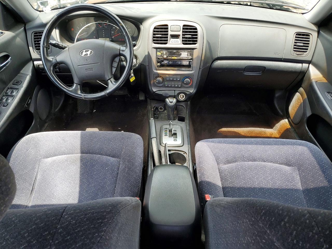 2004 Hyundai Sonata Gl Black vin: KMHWF25SX4A049975