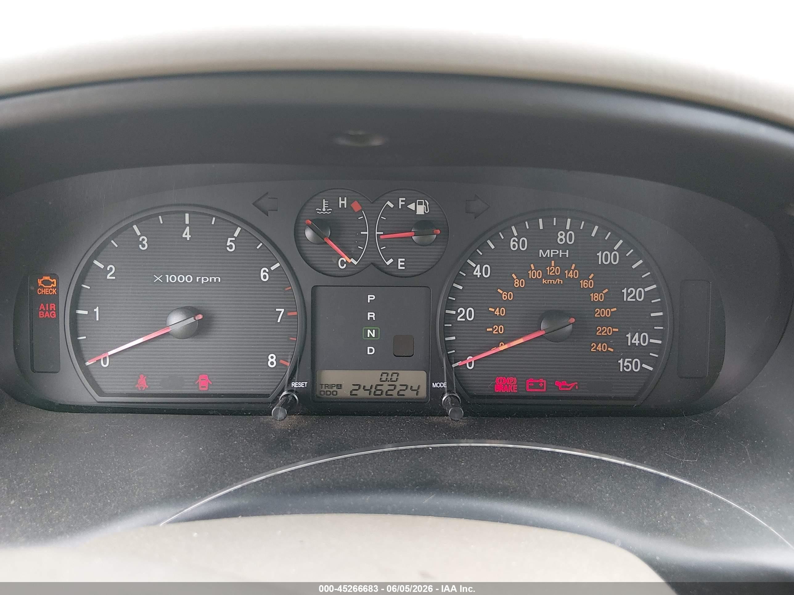 2004 Hyundai Sonata Золотой vin: KMHWF25SX4A090302