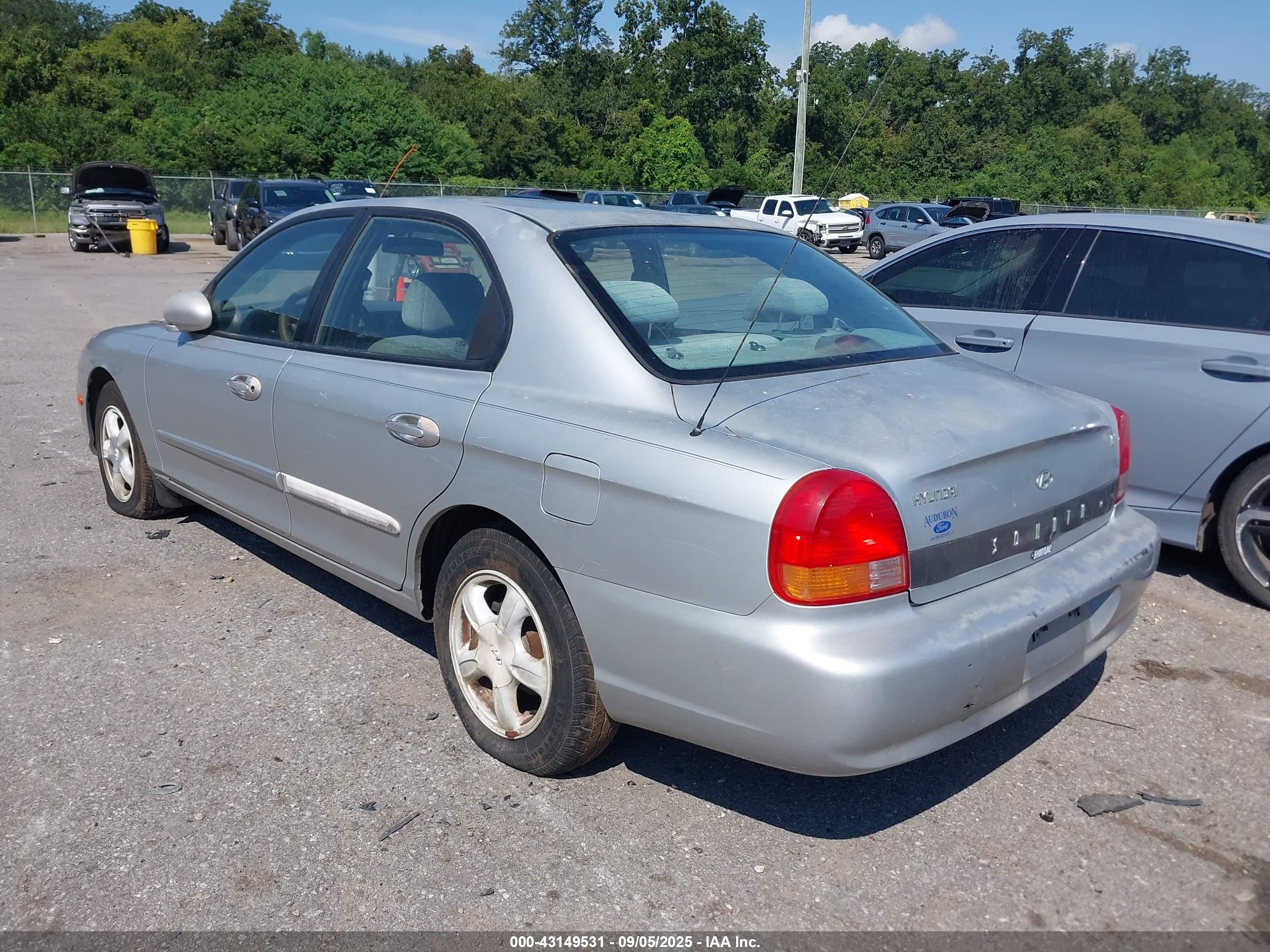 2000 Hyundai Sonata Gls V6 Silver vin: KMHWF25V6YA230099