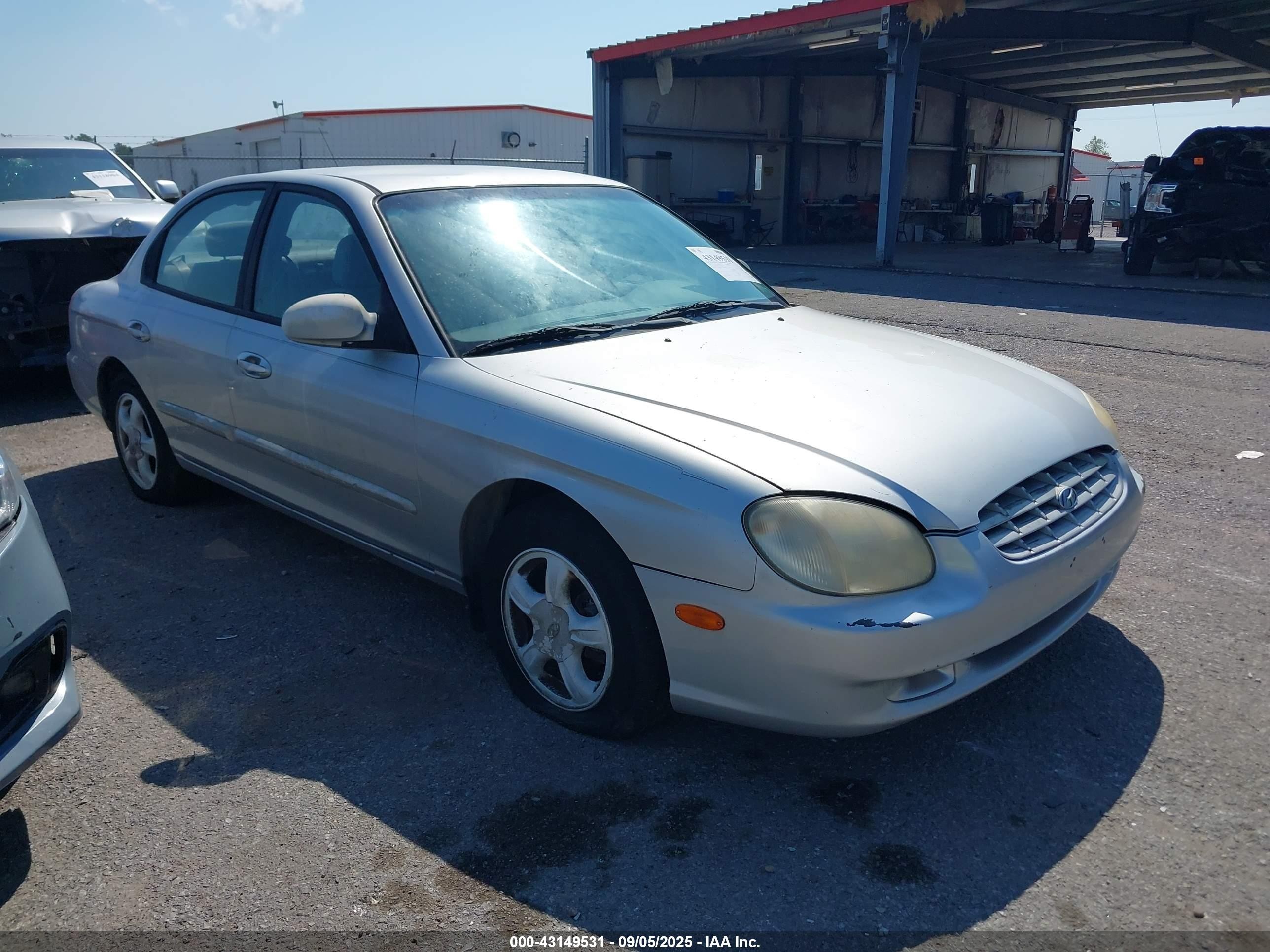 2000 Hyundai Sonata Gls V6 Silver vin: KMHWF25V6YA230099