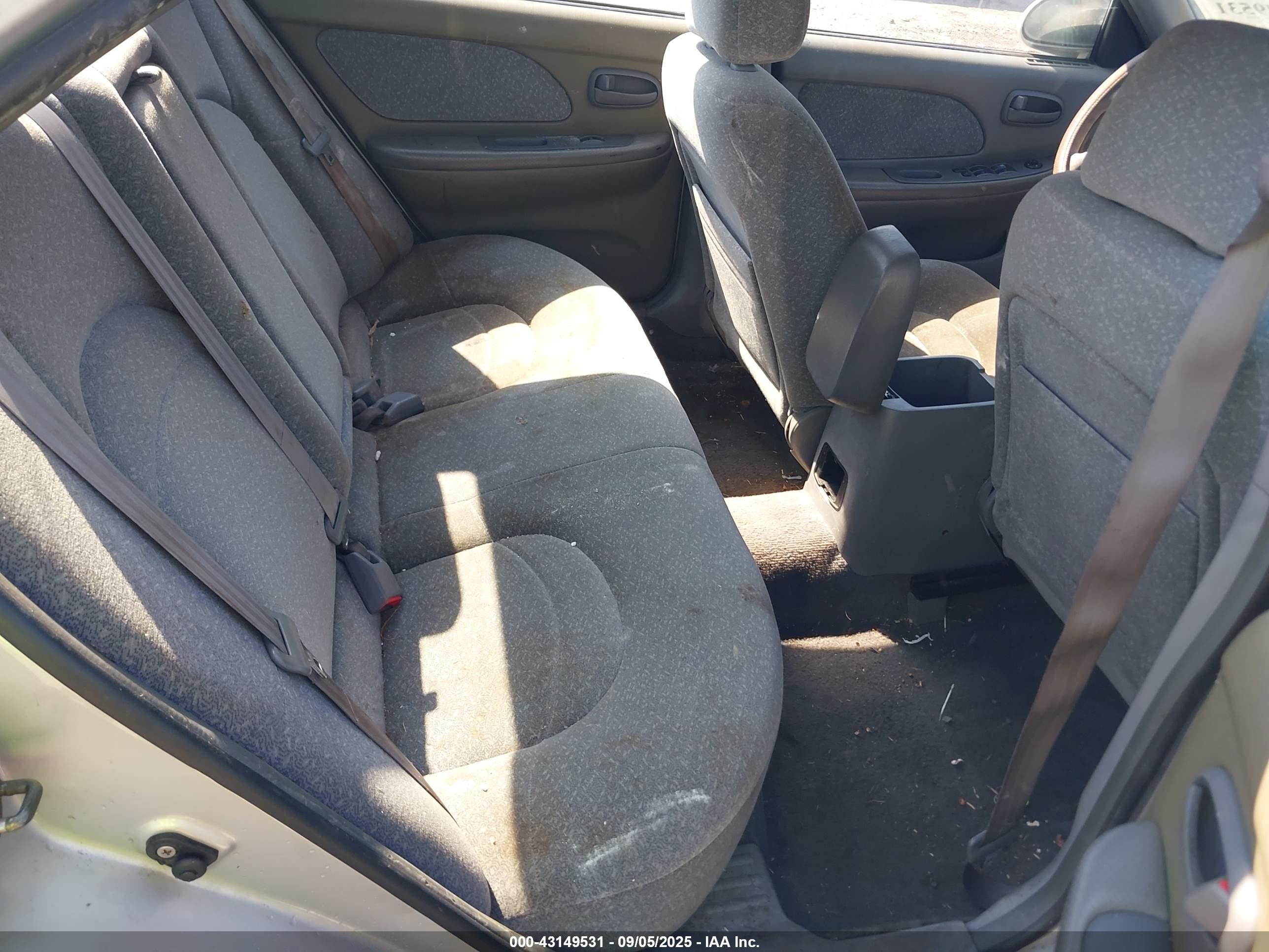 2000 Hyundai Sonata Gls V6 Silver vin: KMHWF25V6YA230099