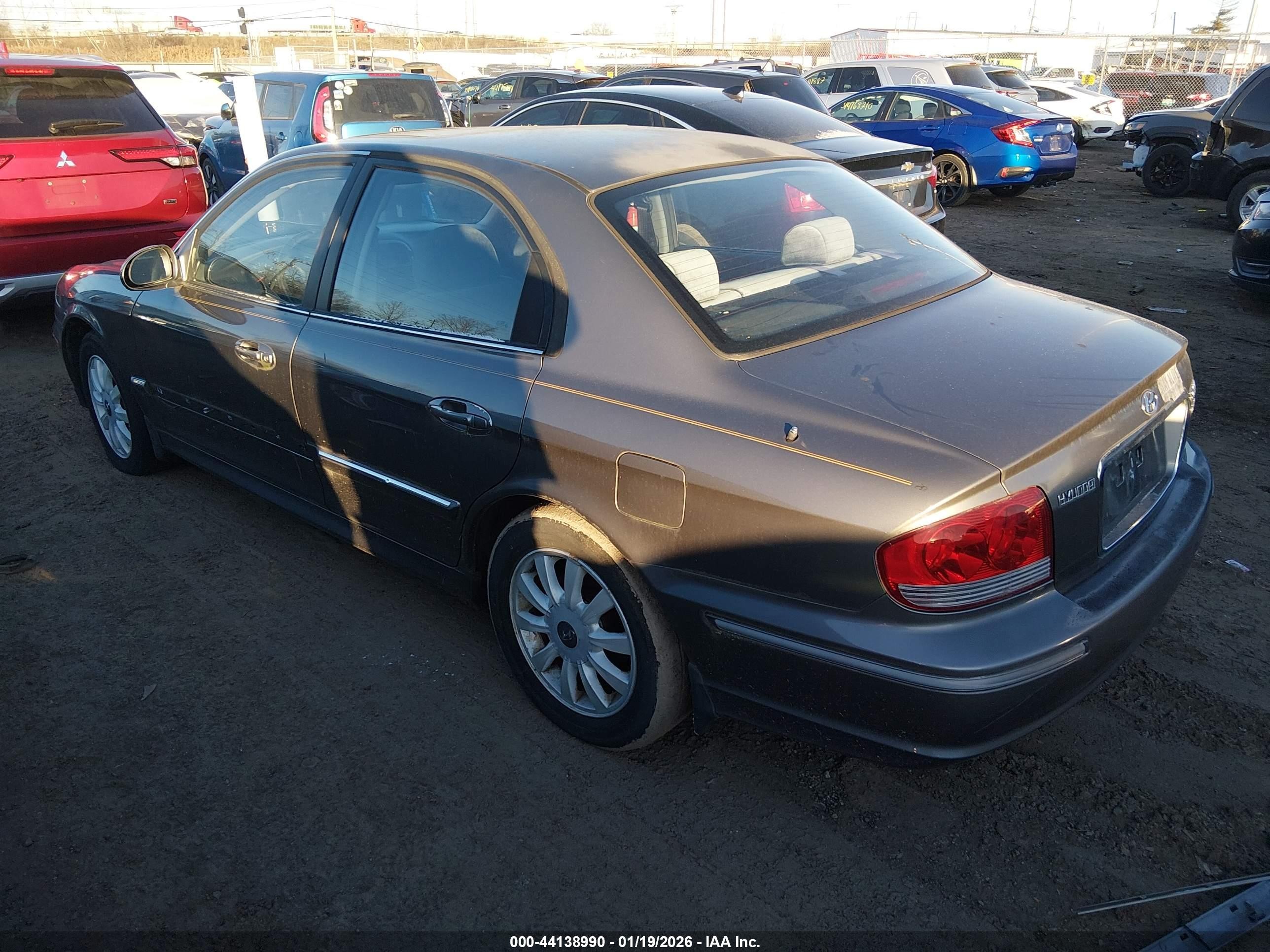 2002 Hyundai Sonata Gls/lx Gray vin: KMHWF35H02A588676
