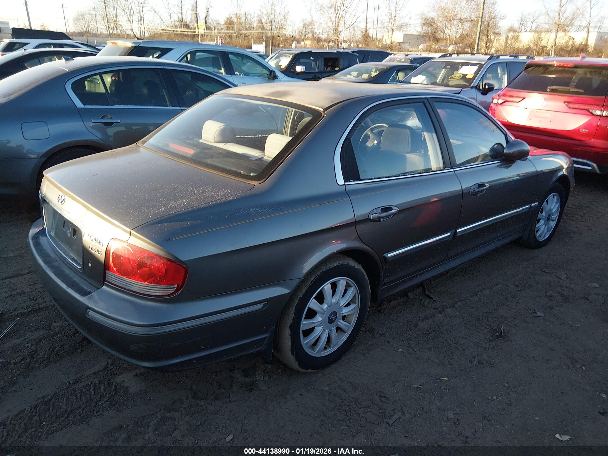 2002 Hyundai Sonata Gls/lx Gray vin: KMHWF35H02A588676