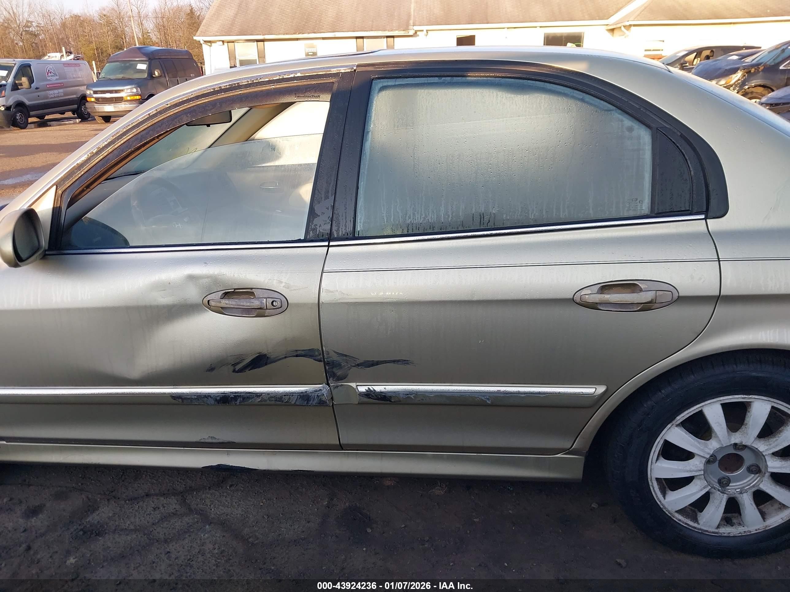 2002 Hyundai Sonata Gls/lx Gold vin: KMHWF35H02A591254