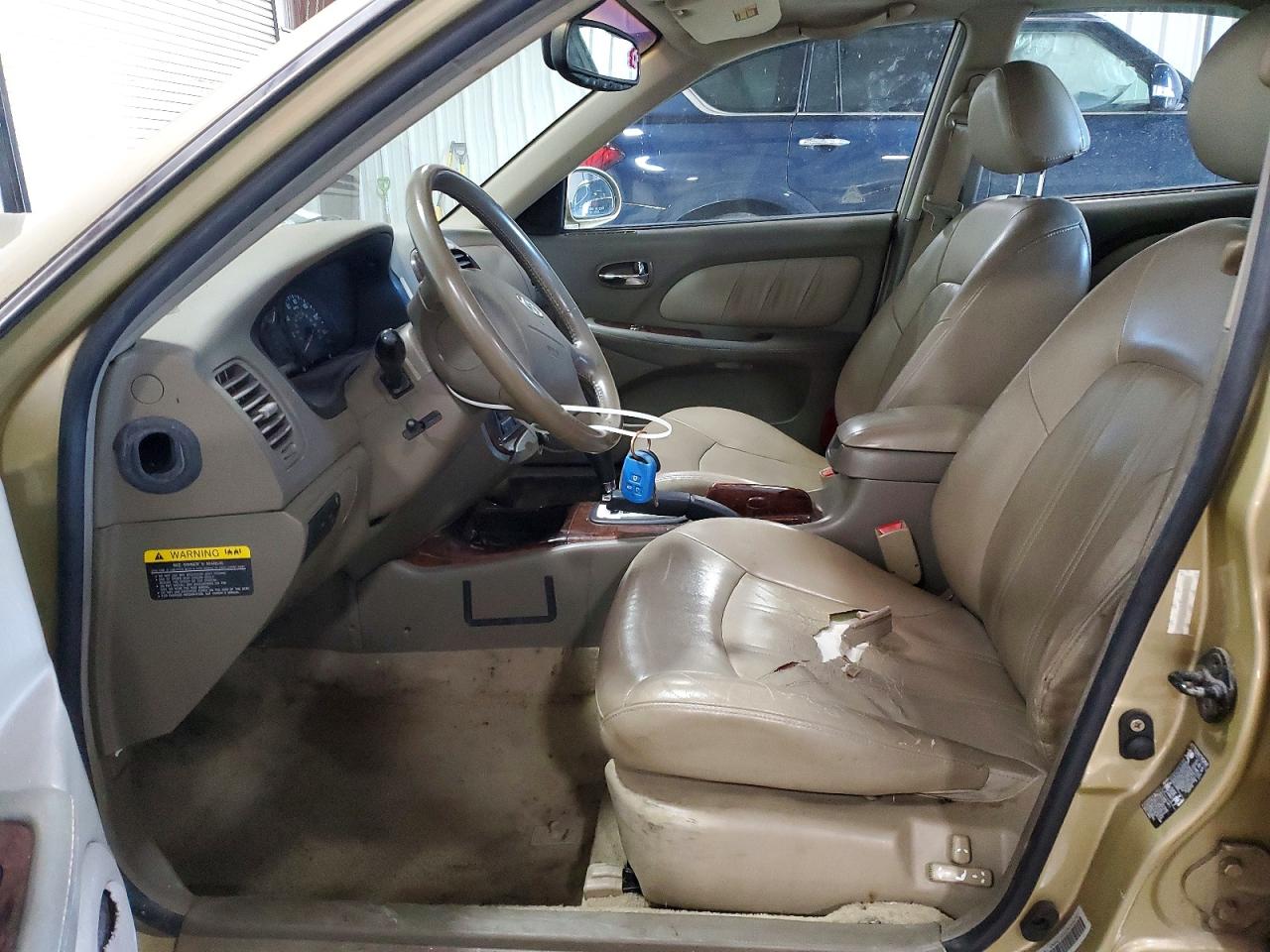 2003 Hyundai Sonata Gls Gold vin: KMHWF35H03A906751