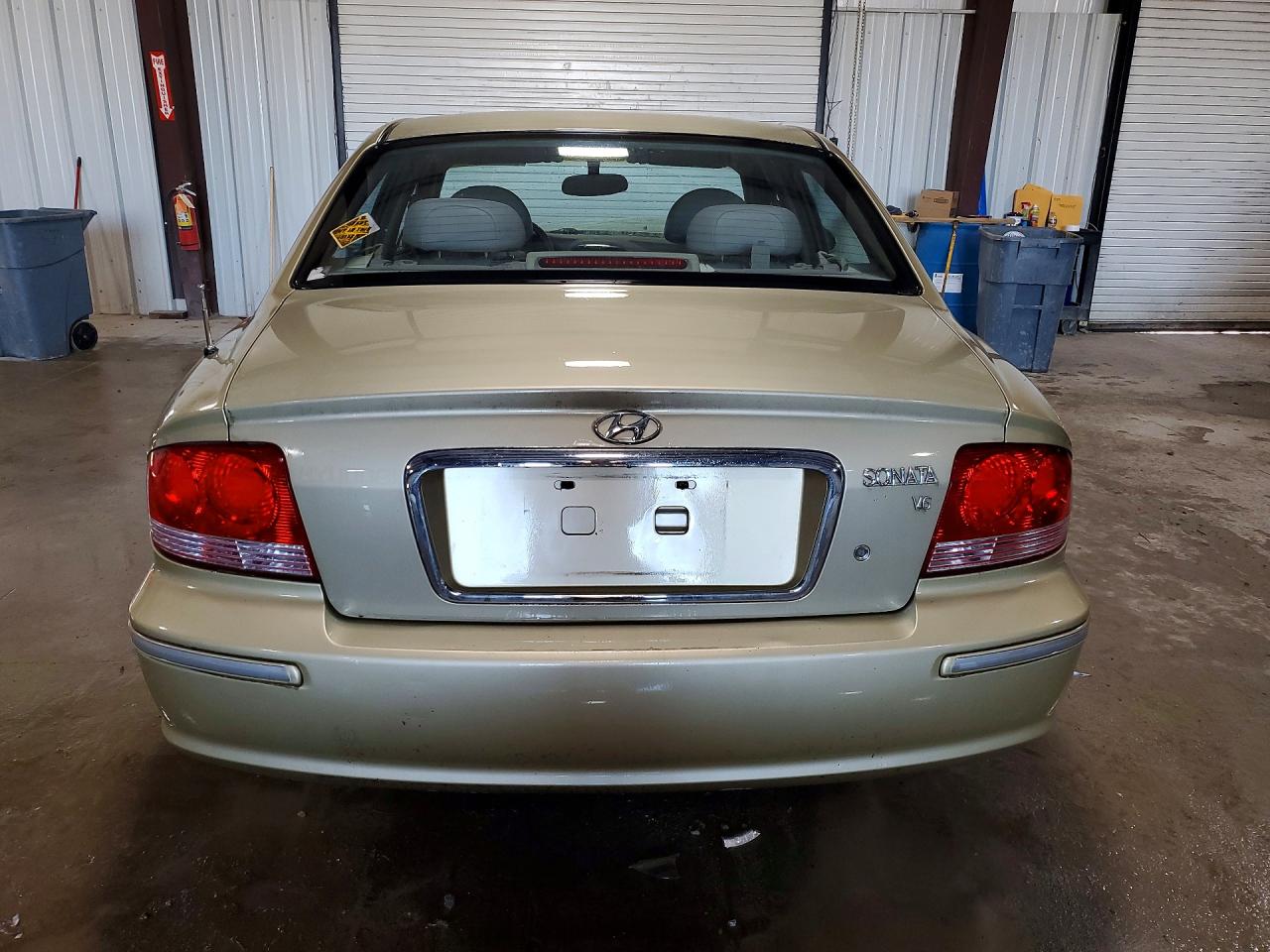 2003 Hyundai Sonata Gls Gold vin: KMHWF35H03A906751