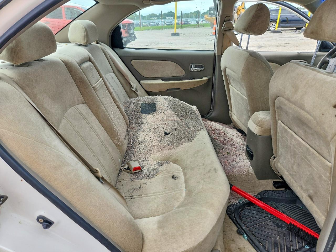 2004 Hyundai Sonata Gls White vin: KMHWF35H04A007650