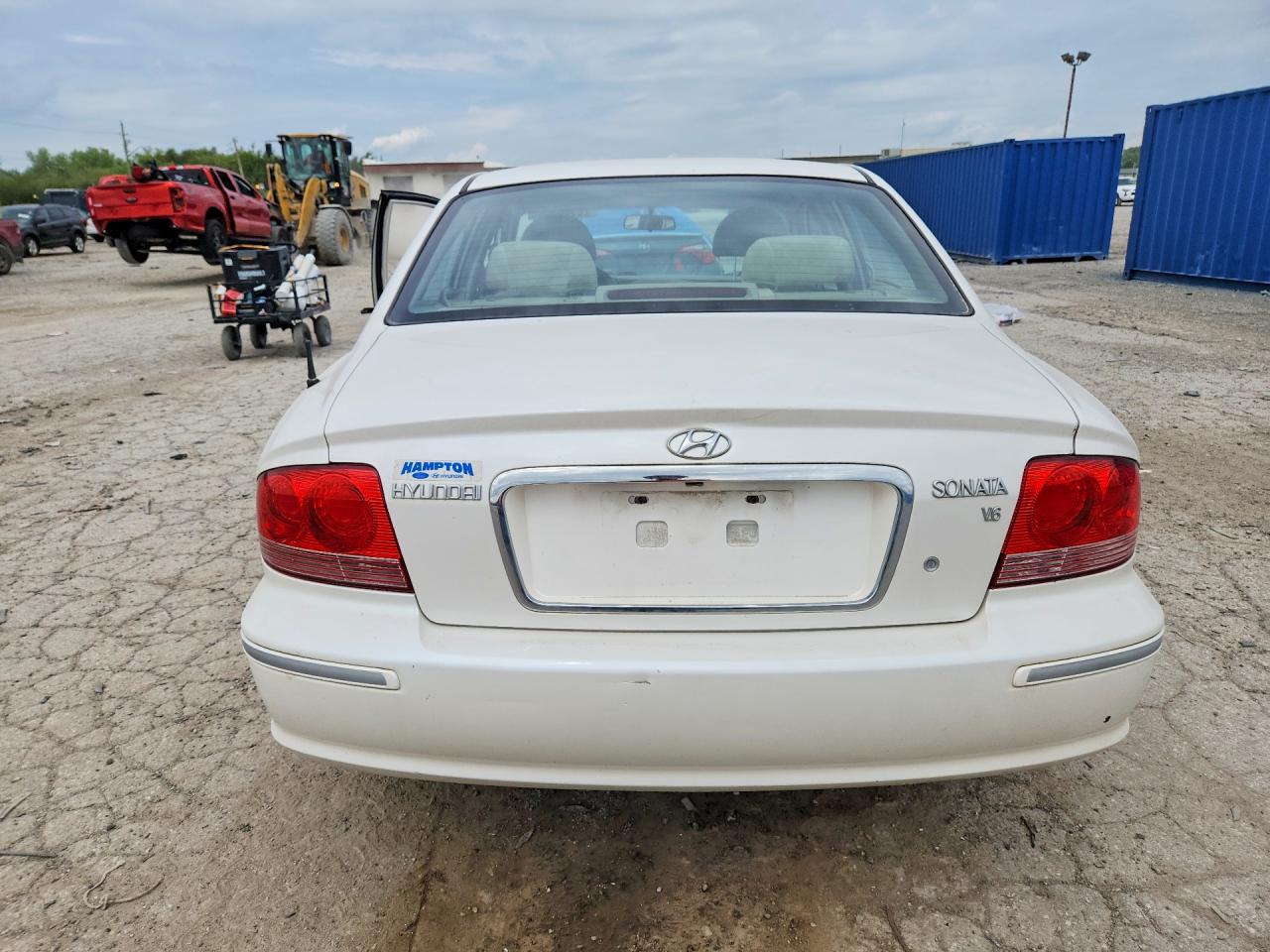 2004 Hyundai Sonata Gls White vin: KMHWF35H04A007650