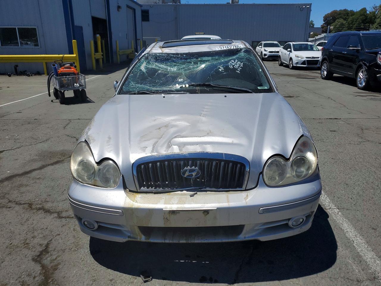 2002 Hyundai Sonata Gls Silver vin: KMHWF35H12A642390
