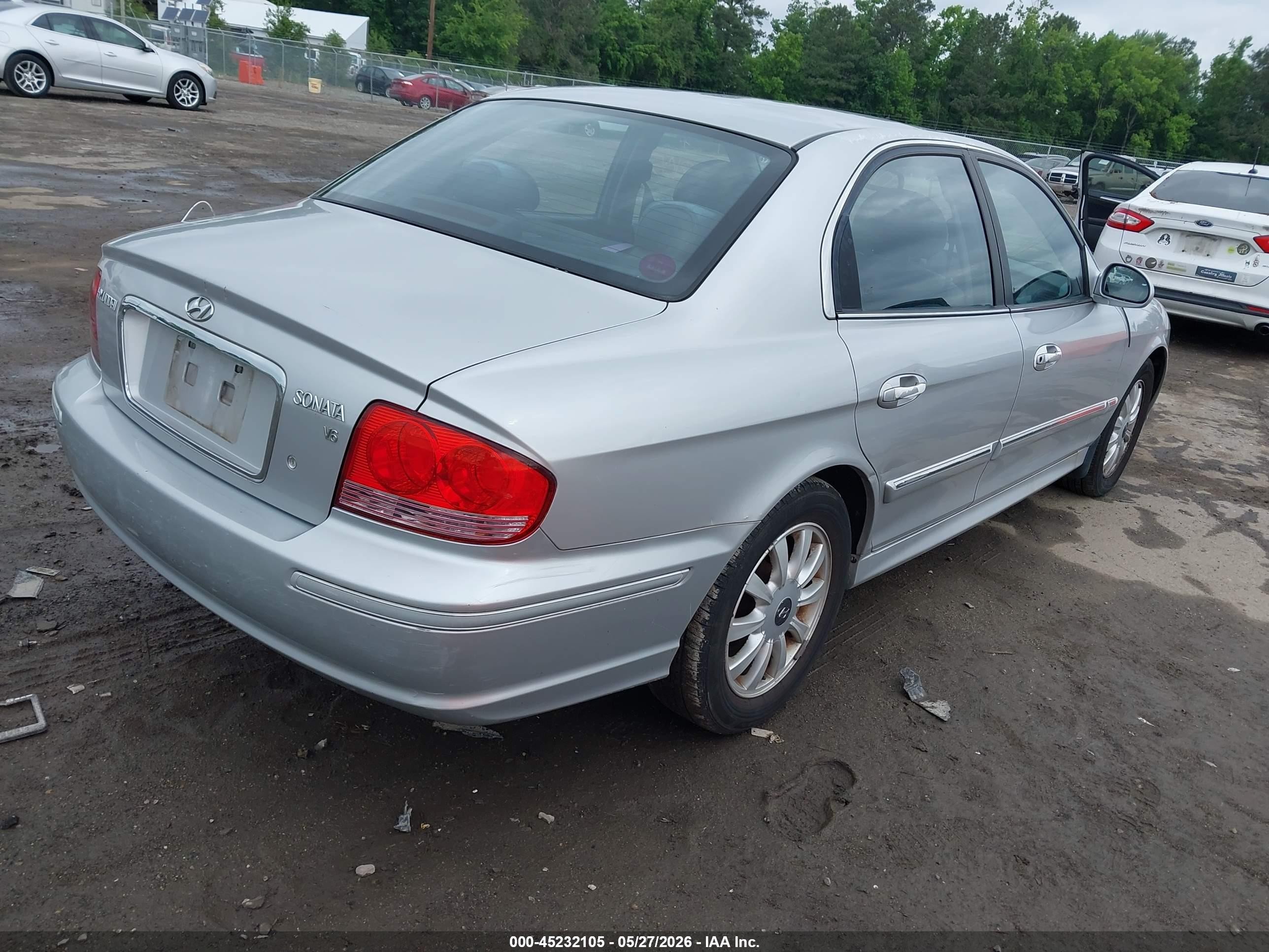 2004 Hyundai Sonata Gls/lx Silver vin: KMHWF35H14A089632