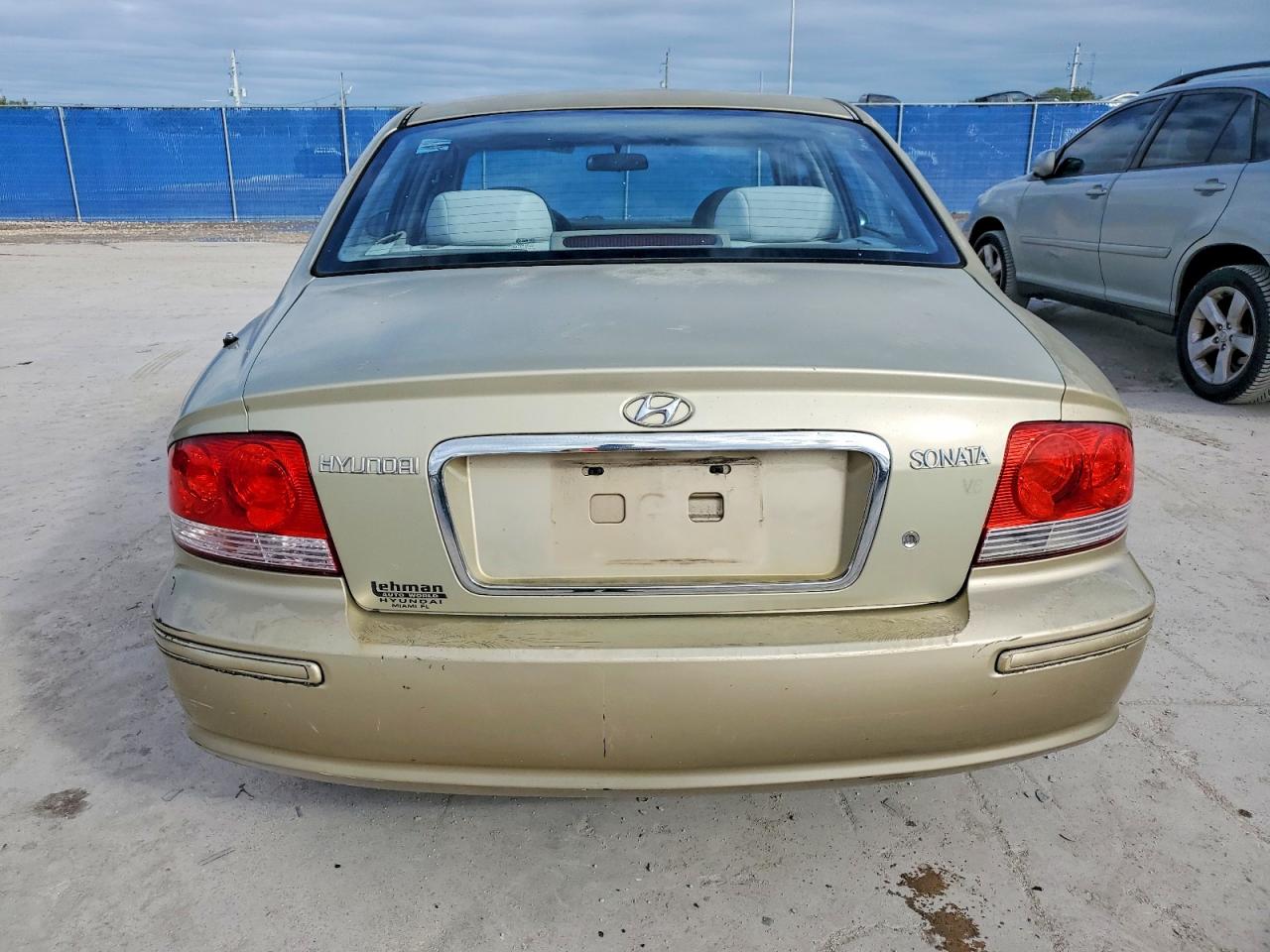 2004 Hyundai Sonata Gls Beige vin: KMHWF35H14A913449