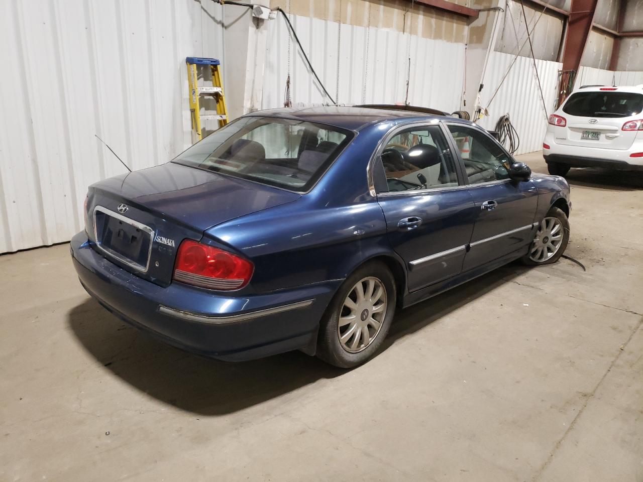 2002 Hyundai Sonata Gls Blue vin: KMHWF35H22A640633
