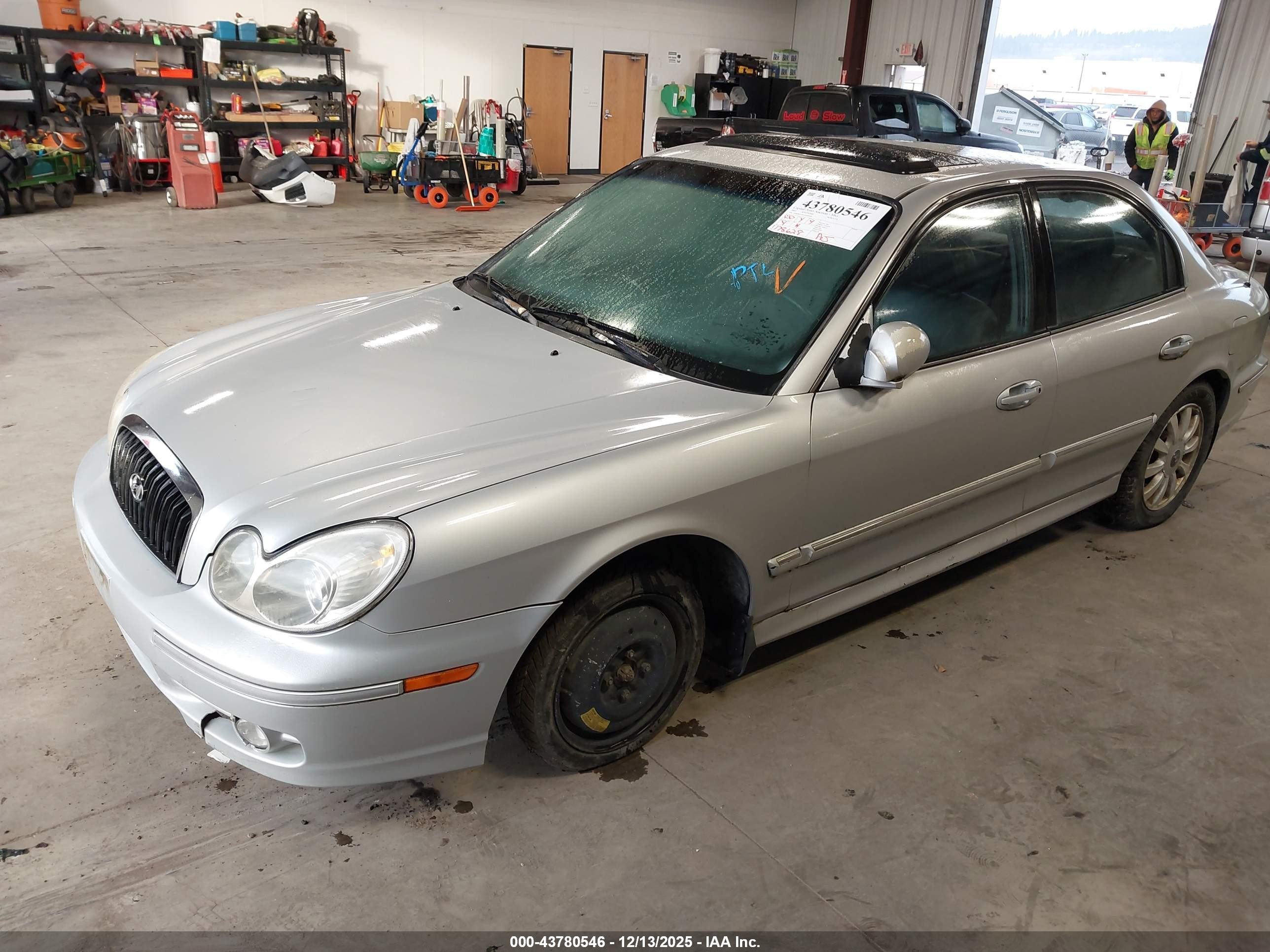 2002 Hyundai Sonata Gls/lx Silver vin: KMHWF35H22A690920
